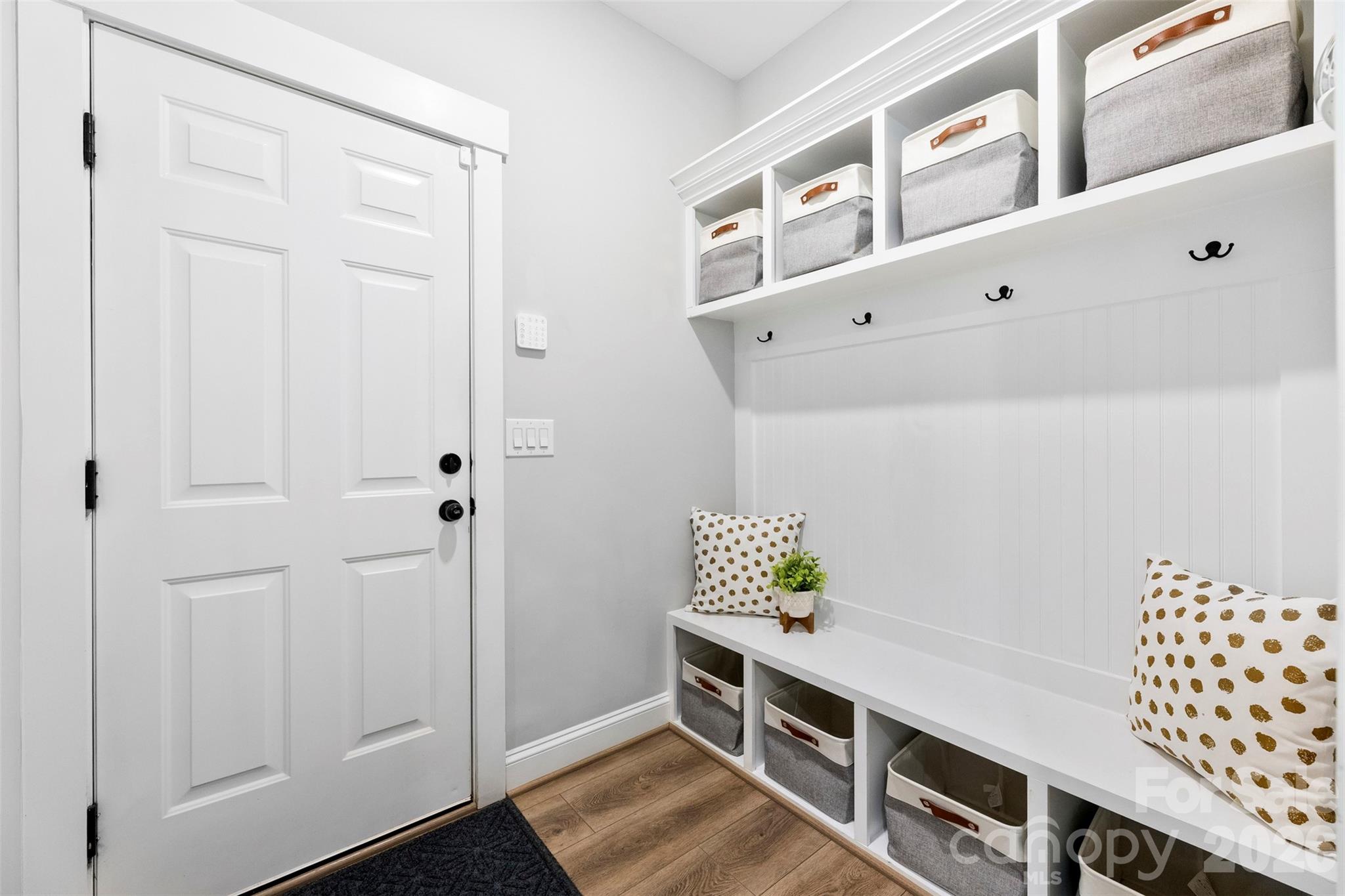 4100 Spring Cove Way — Belmont