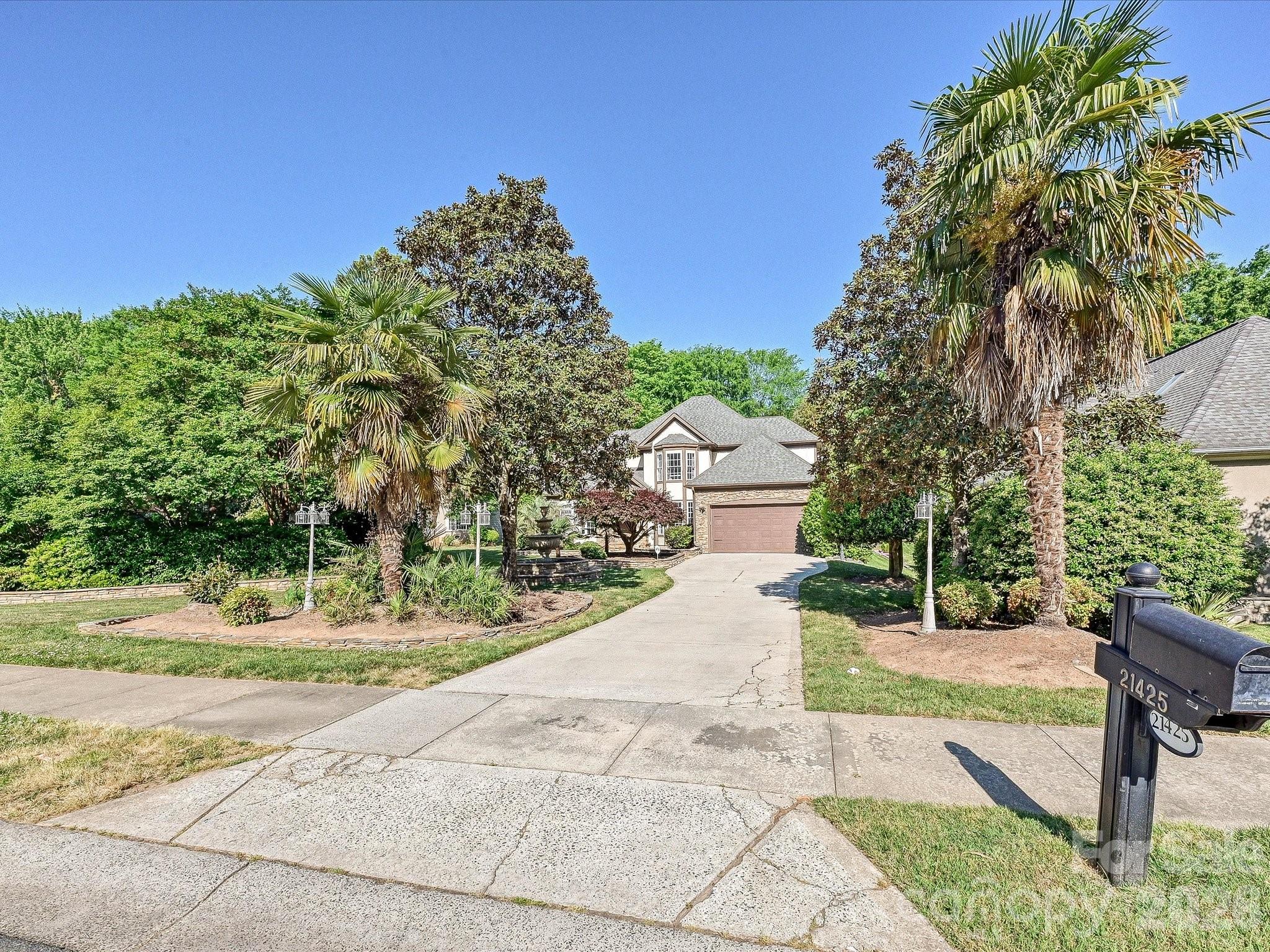 21425 Crown Lake Drive — Cornelius
