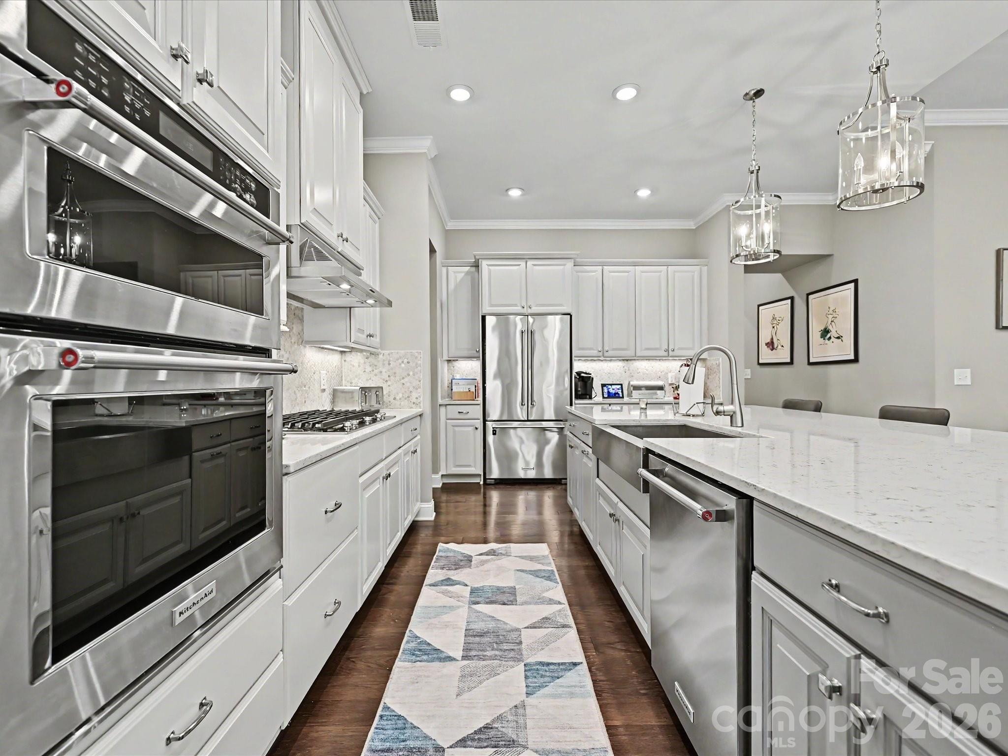 101 Enclave Boulevard — Matthews
