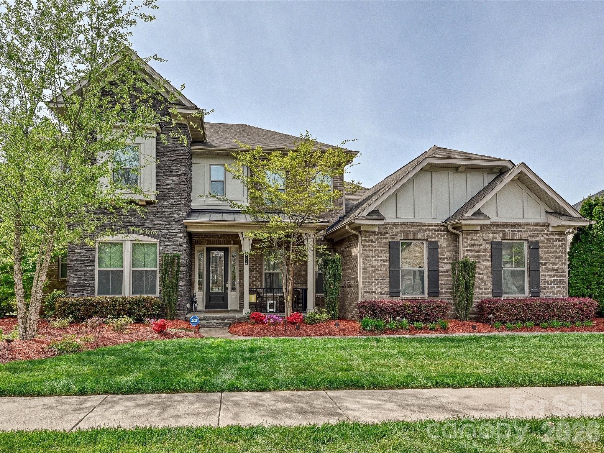 101 Enclave Boulevard — Matthews