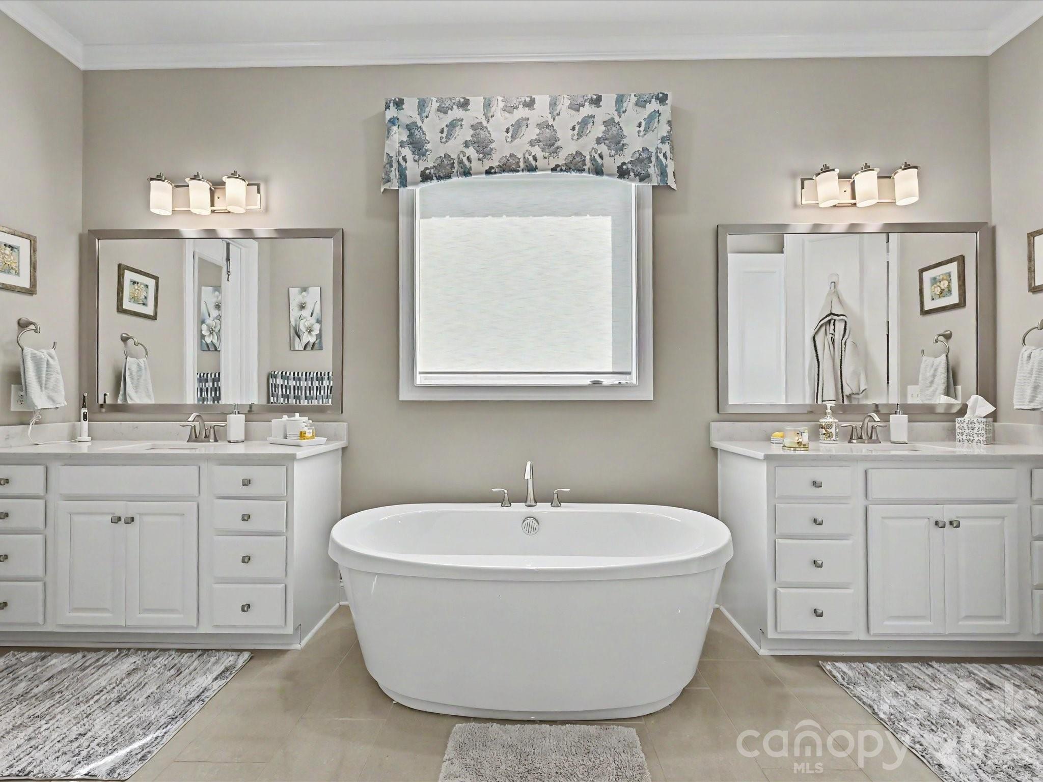 101 Enclave Boulevard — Matthews