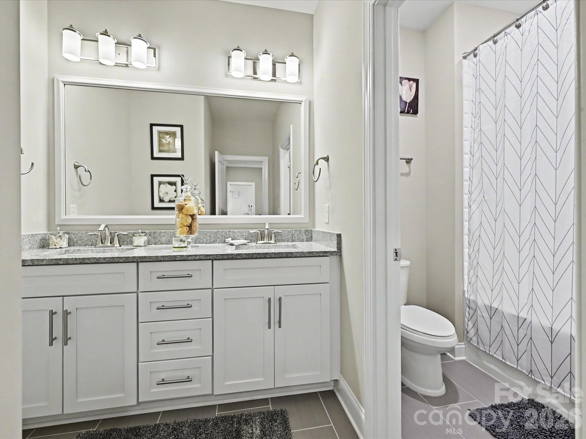 101 Enclave Boulevard — Matthews