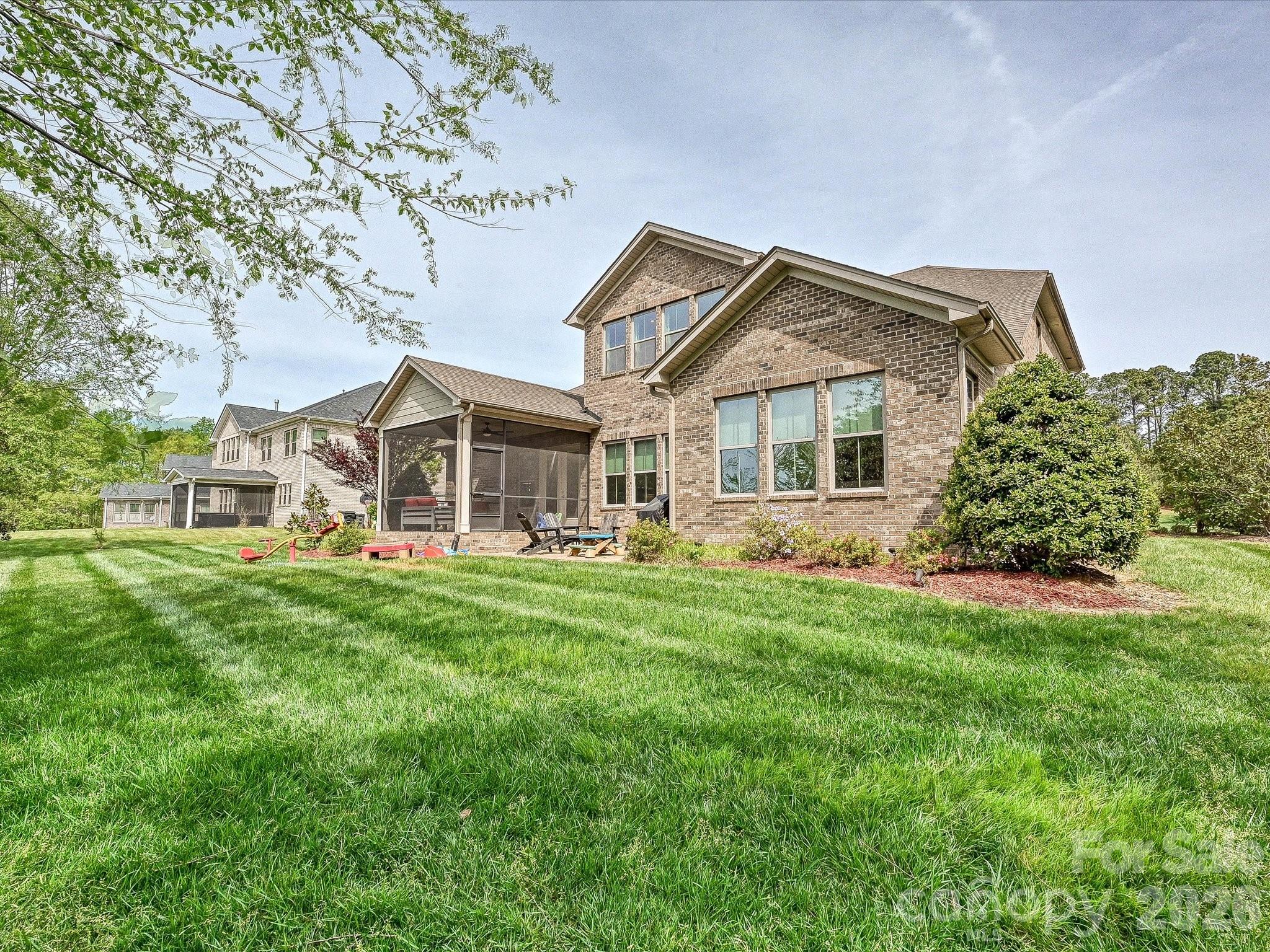 101 Enclave Boulevard — Matthews
