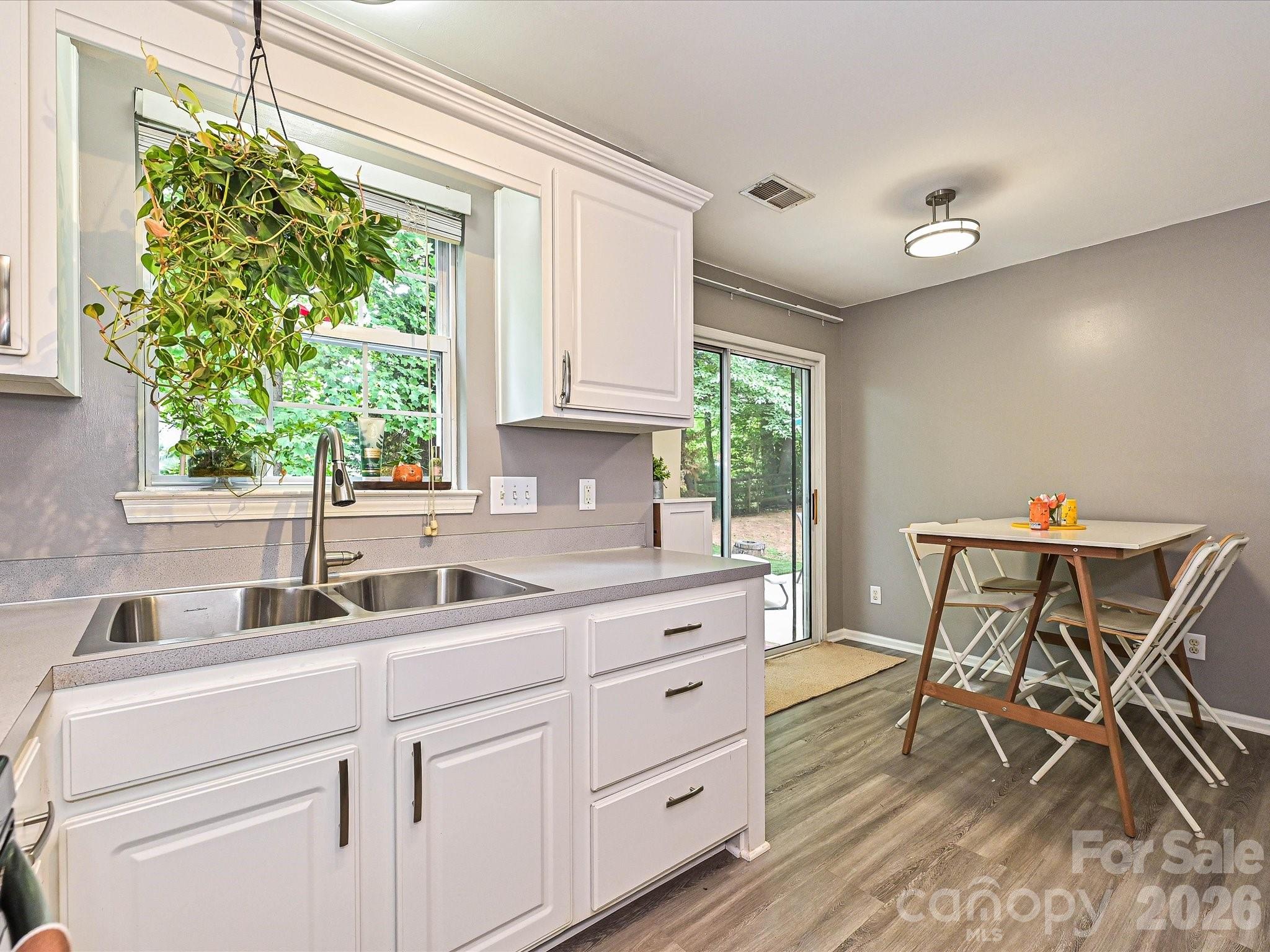9207 Kimmel Lane — Charlotte
