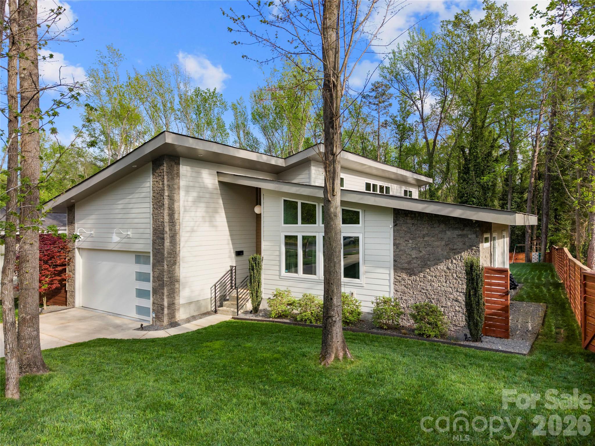 1852 Lakedell Drive — Charlotte