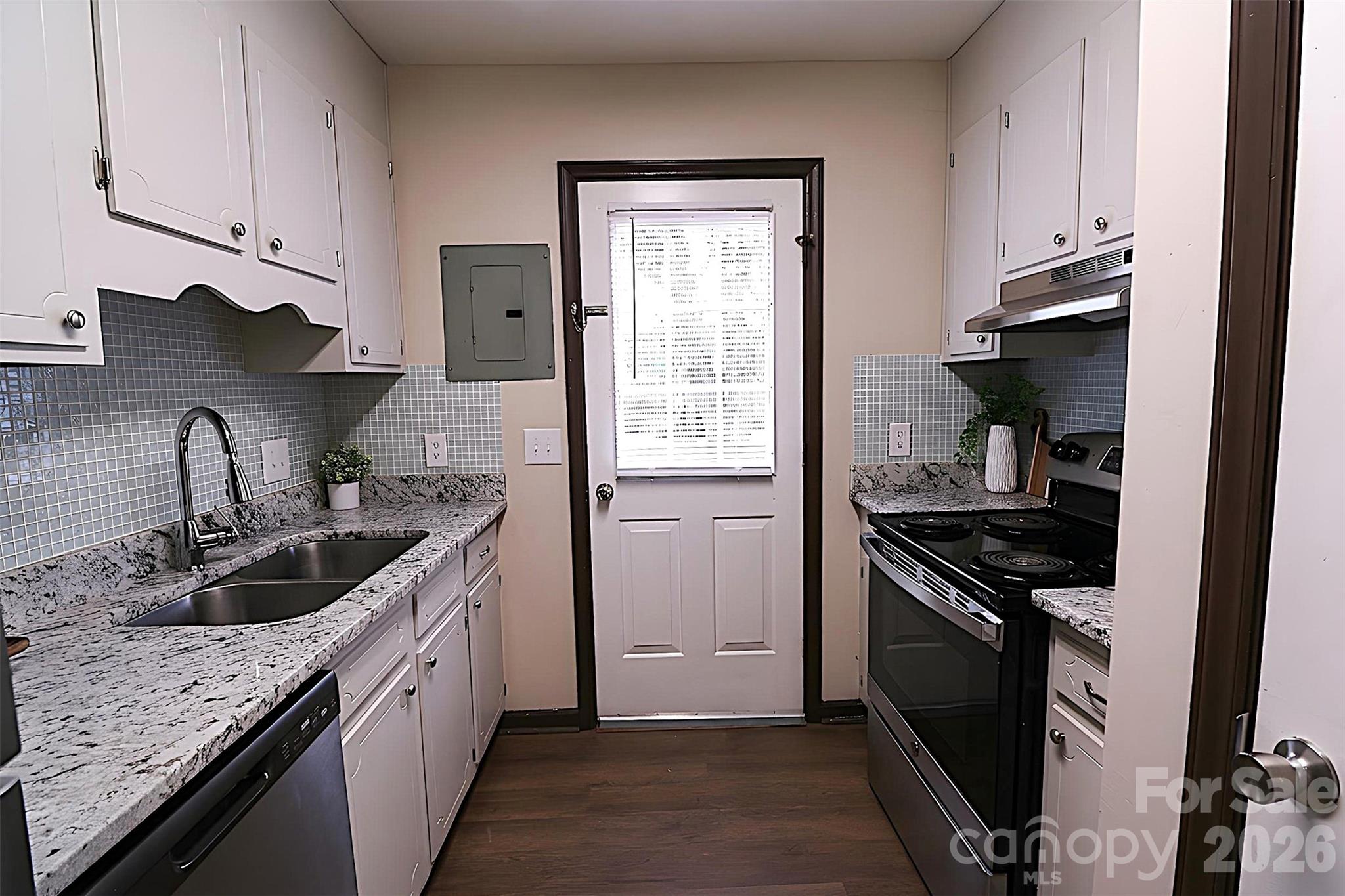525 SW 12th Street SW #29 — Hickory