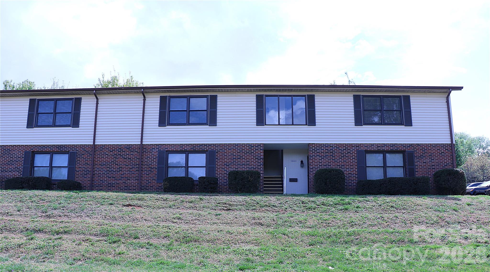 525 SW 12th Street SW #29 — Hickory