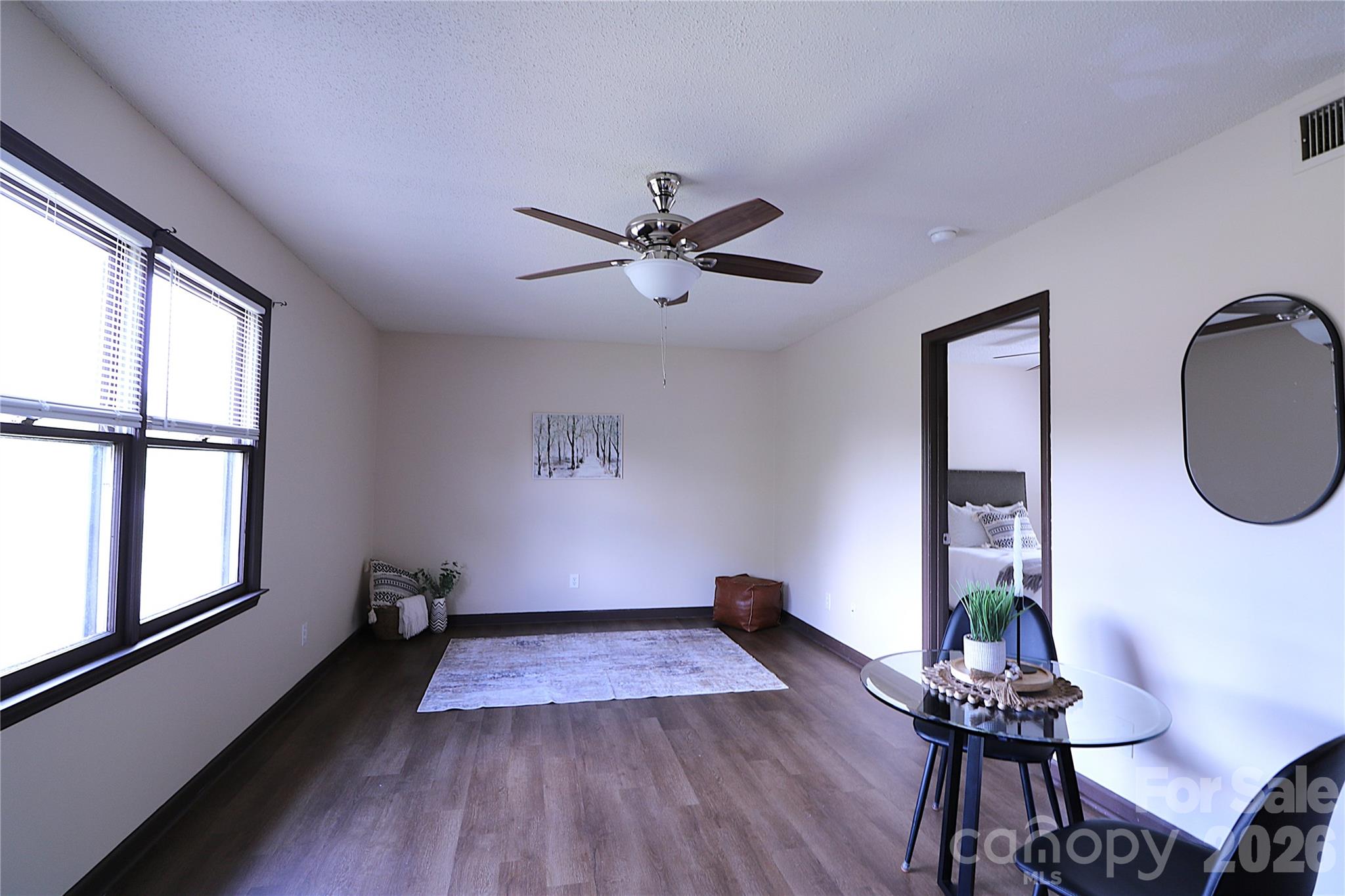 525 SW 12th Street SW #29 — Hickory