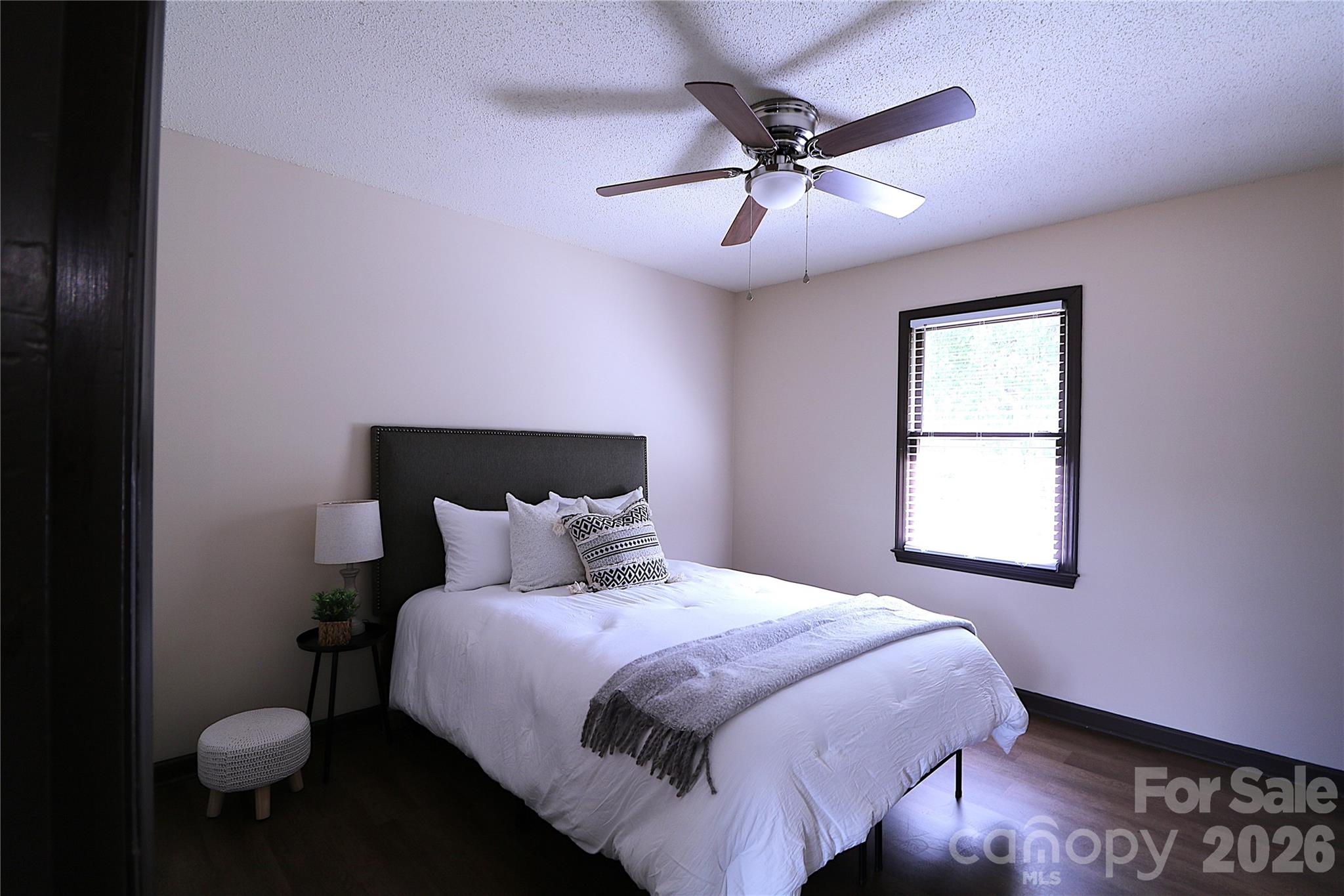 525 SW 12th Street SW #29 — Hickory