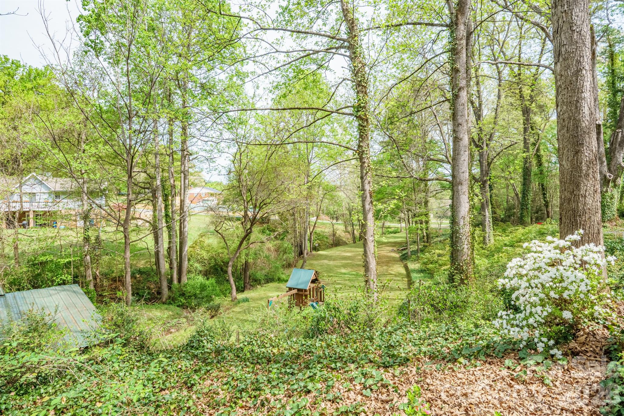 465 28th Avenue Lane NE — Hickory