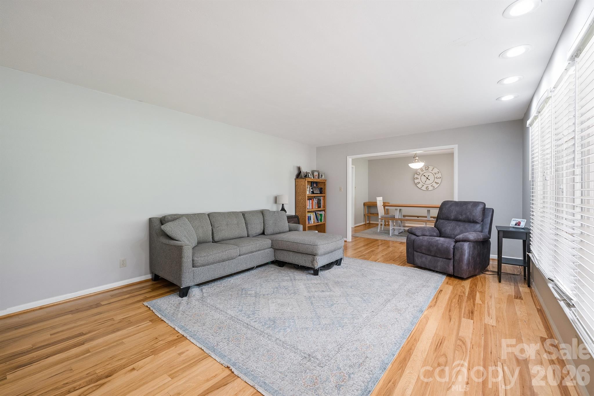 465 28th Avenue Lane NE — Hickory