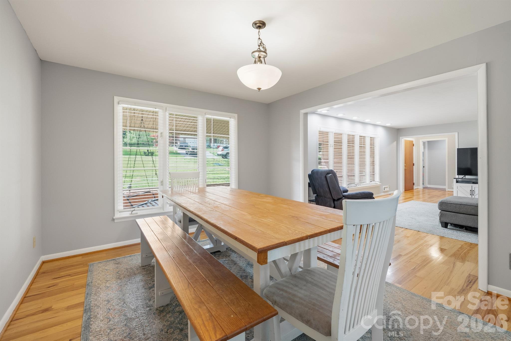 465 28th Avenue Lane NE — Hickory