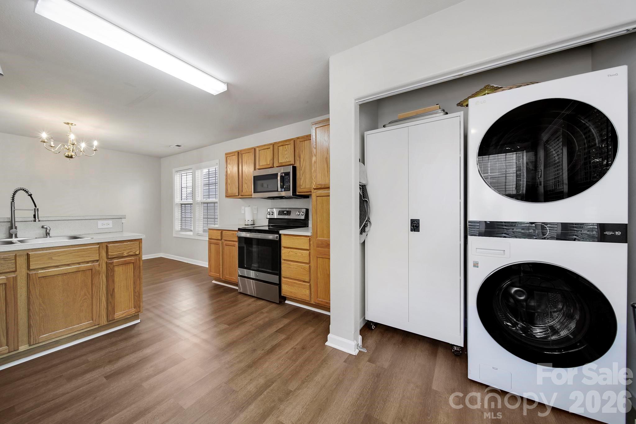 2604 Cochrane Drive — Charlotte