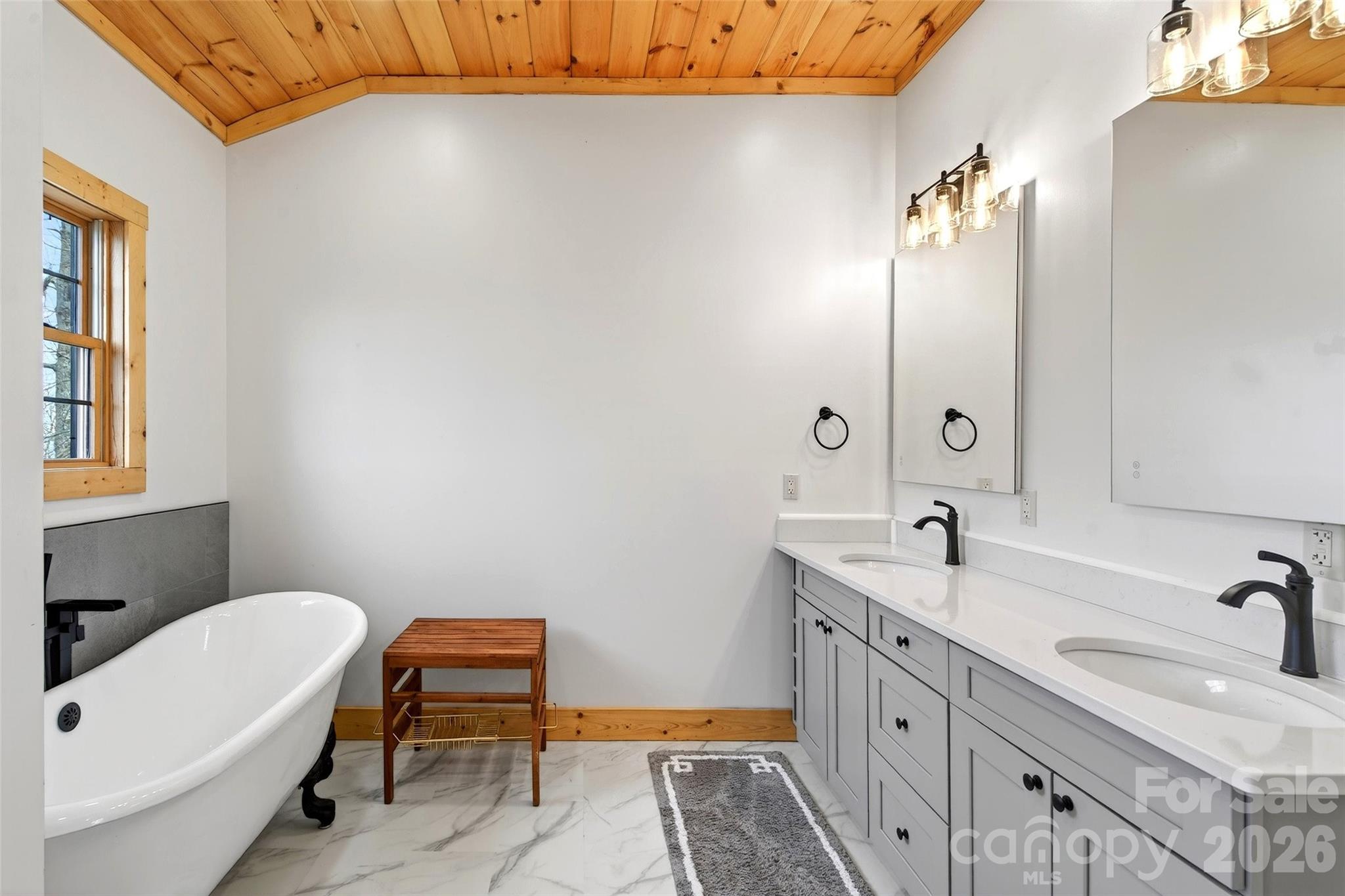 501 Wolf Pen Cliffs Road #1003 — Old Fort
