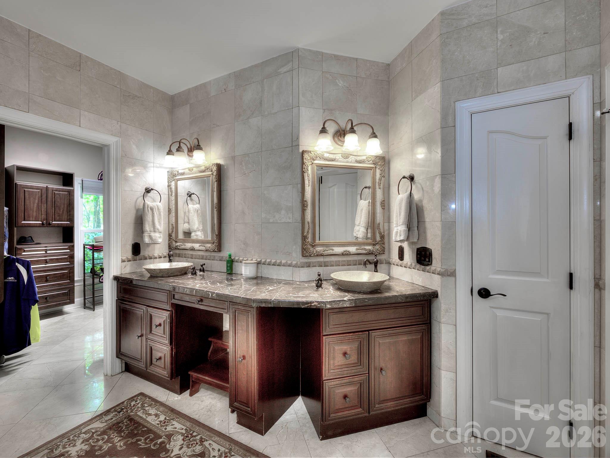 4601 Nobility Court #16 — Charlotte