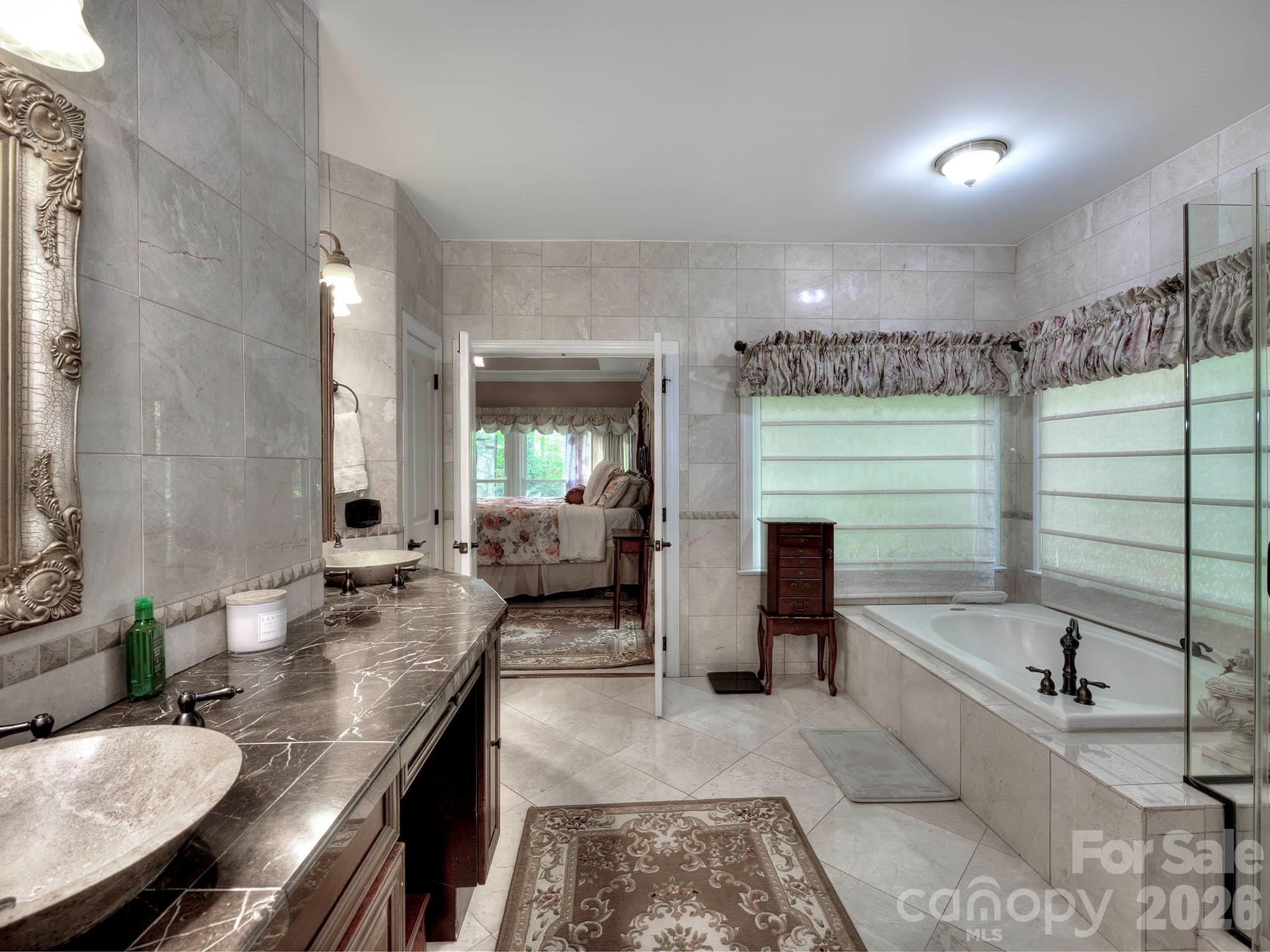 4601 Nobility Court #16 — Charlotte