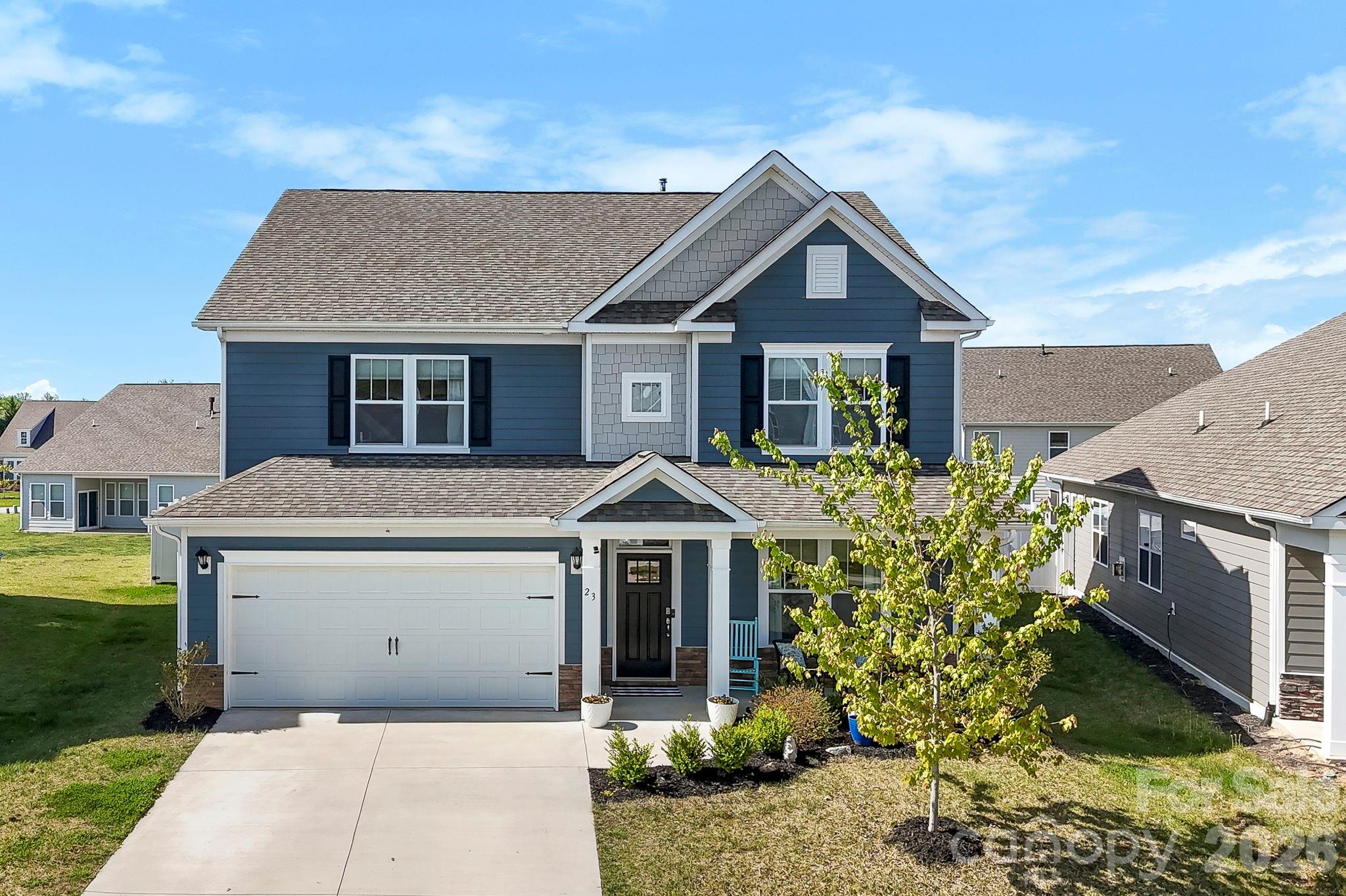 23 Thornberry Road — Hendersonville