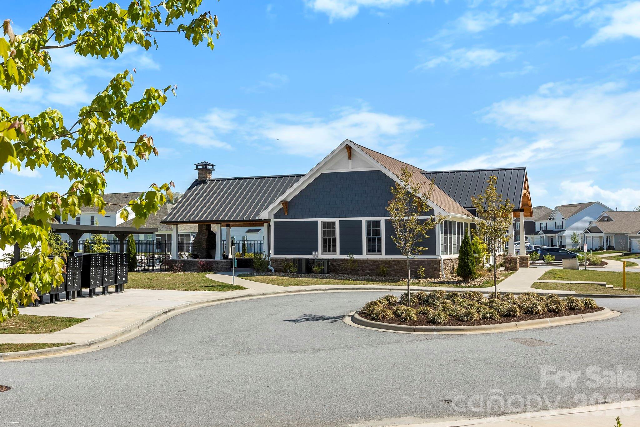 23 Thornberry Road — Hendersonville
