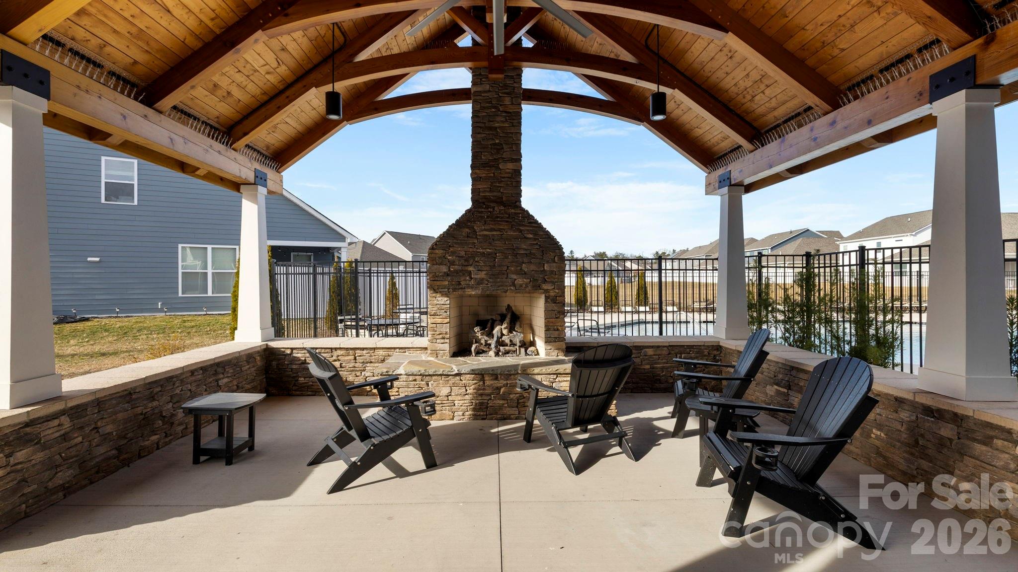 23 Thornberry Road — Hendersonville