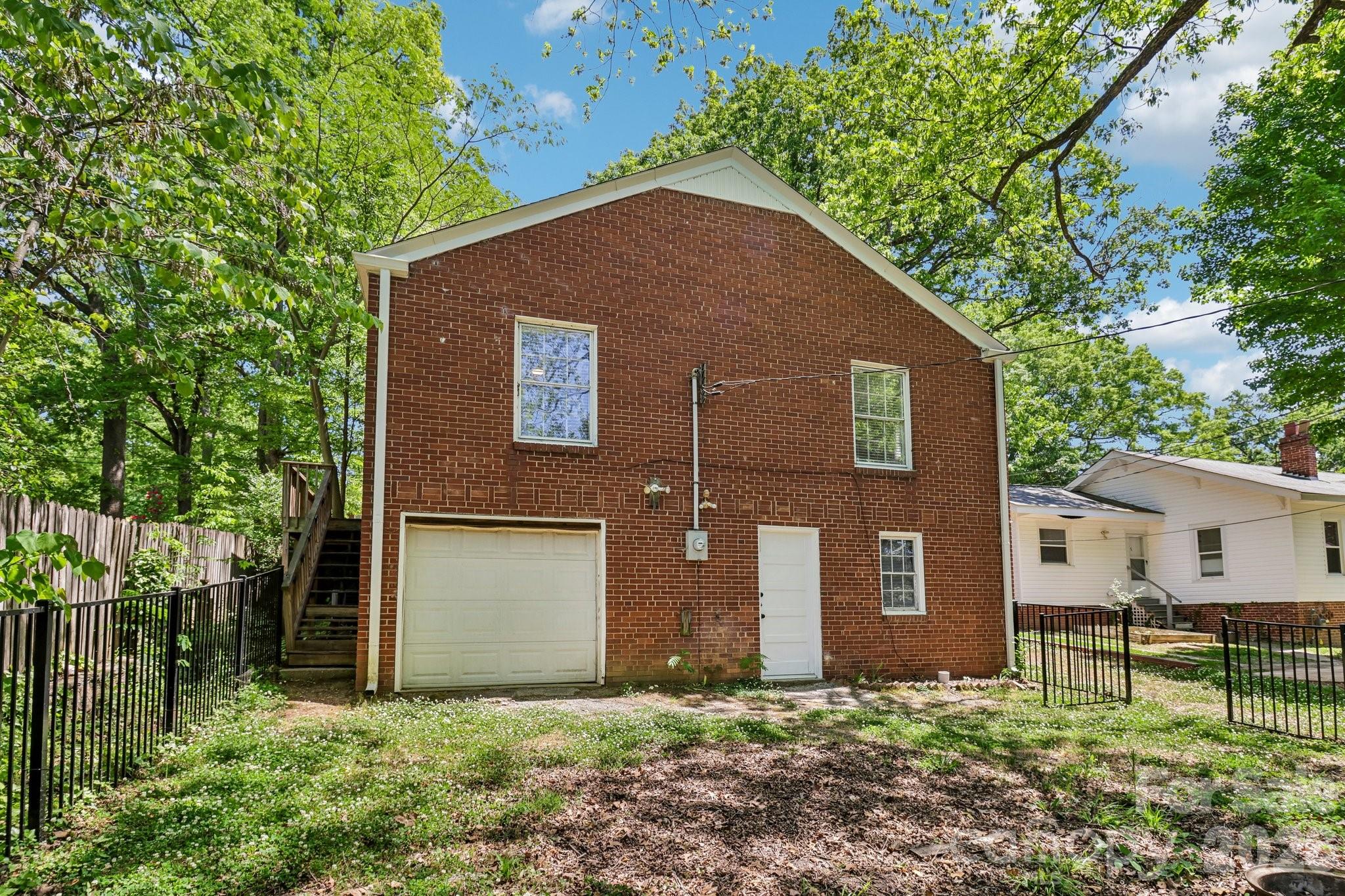 235 N 6th Street — Albemarle