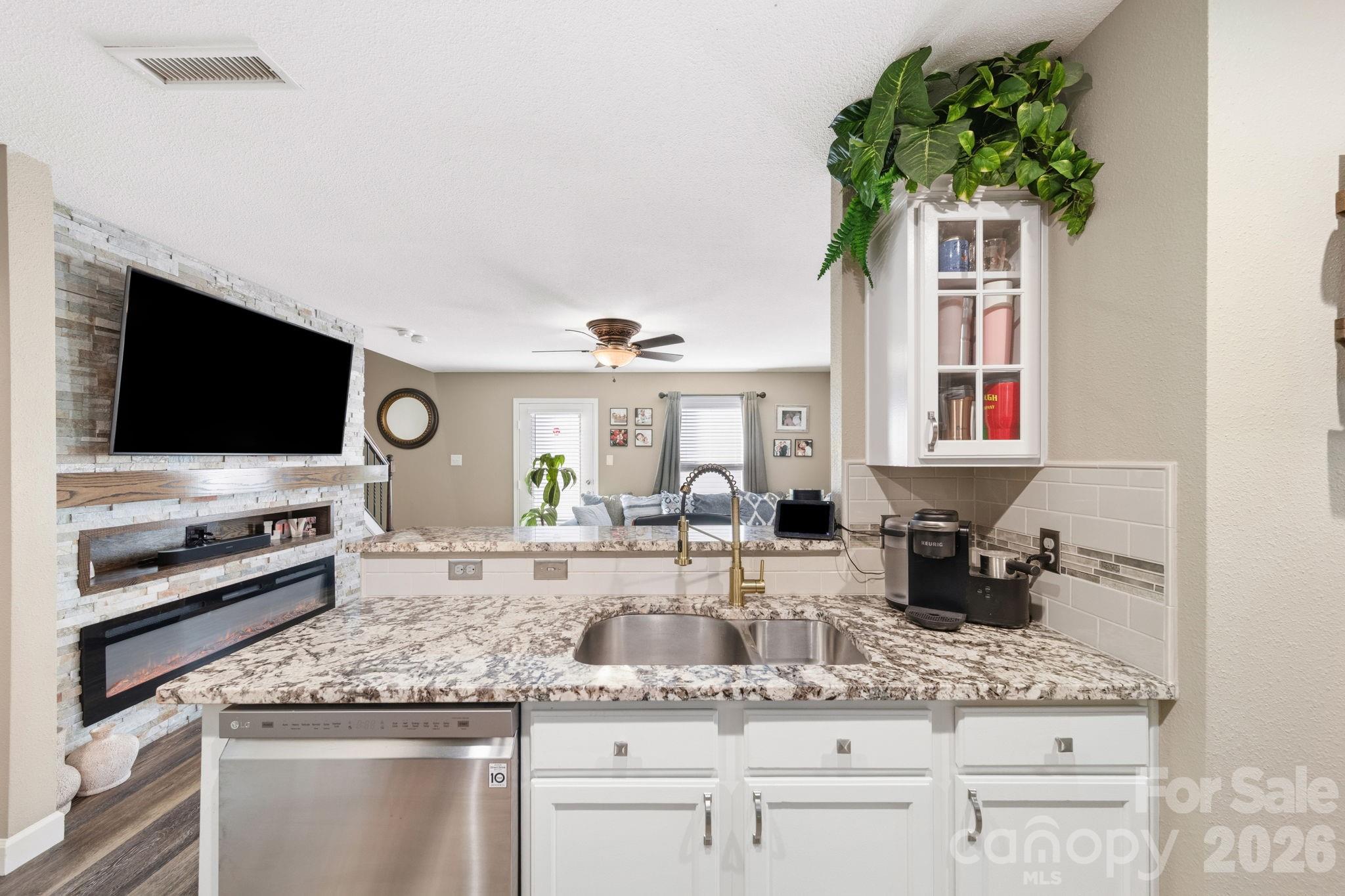 711 Skywatch Lane — Monroe