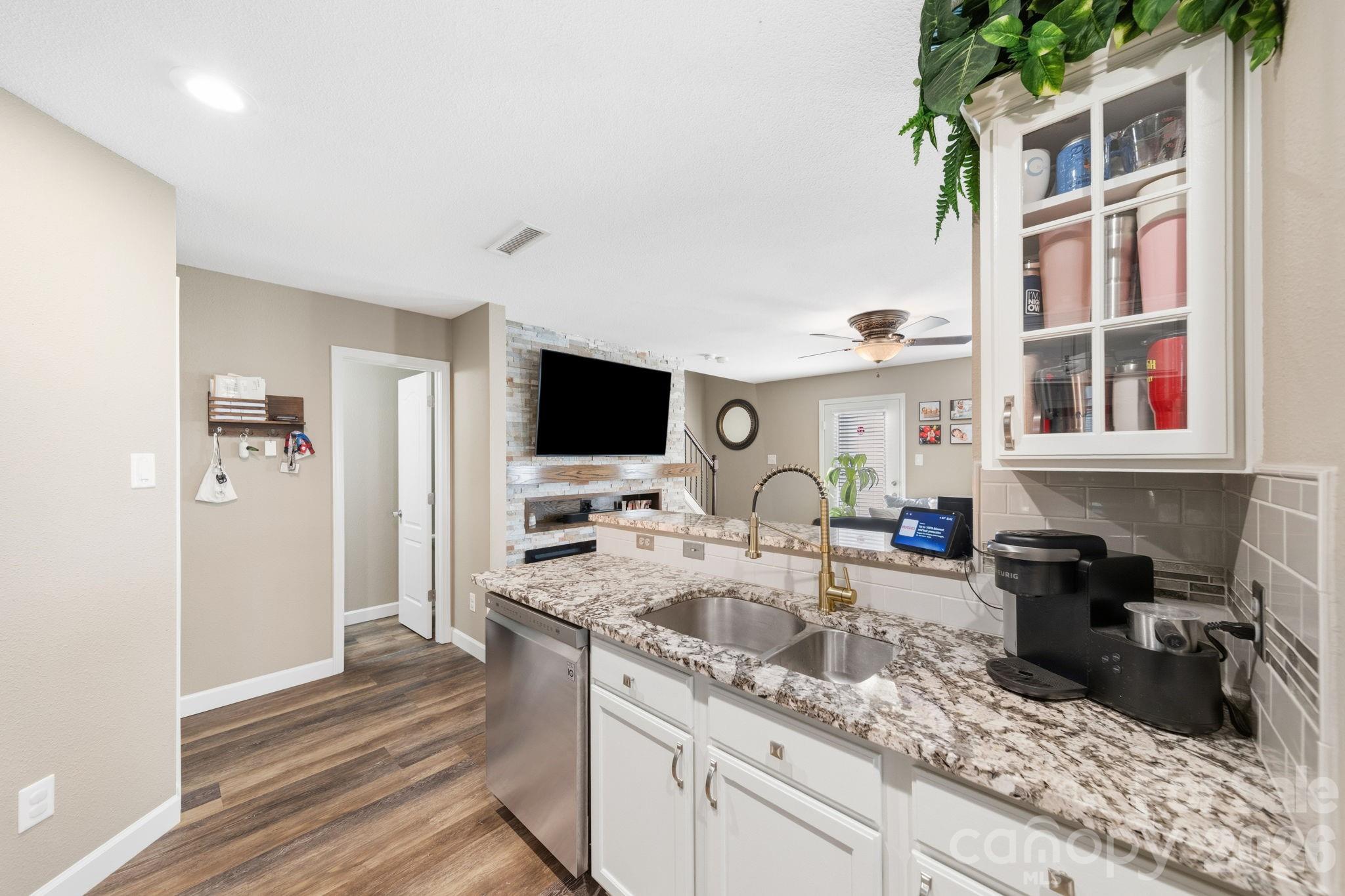711 Skywatch Lane — Monroe