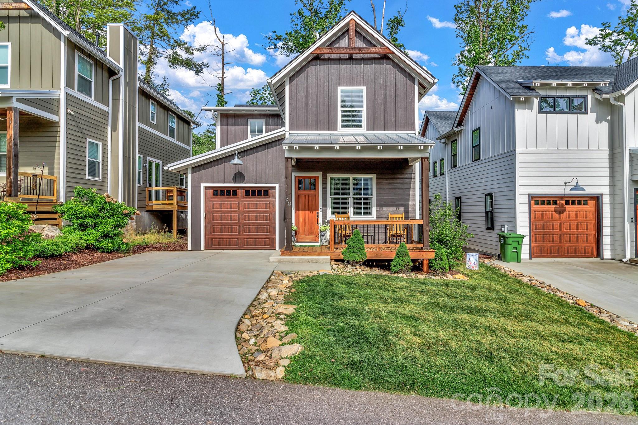 20 Phillip Lane — Arden