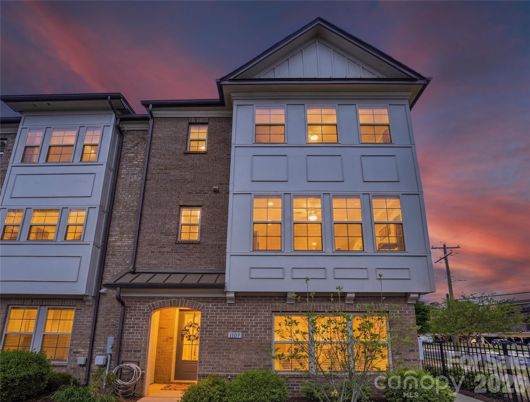 1105 Towns Hill Way — Charlotte