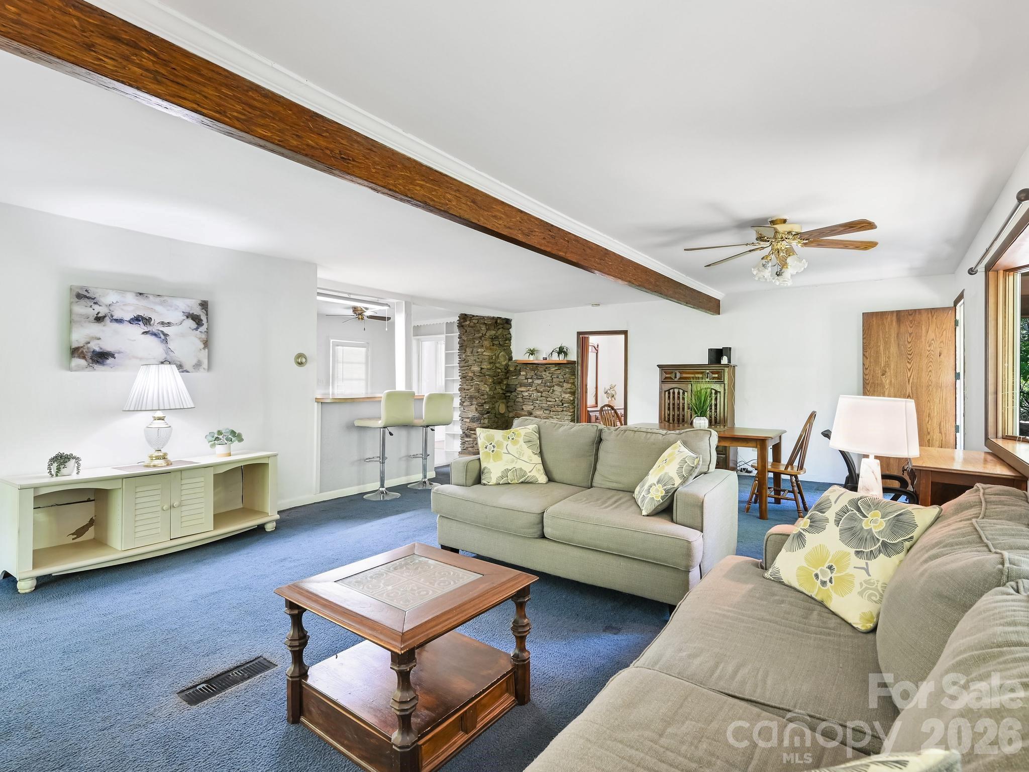 623 School Road — Asheville
