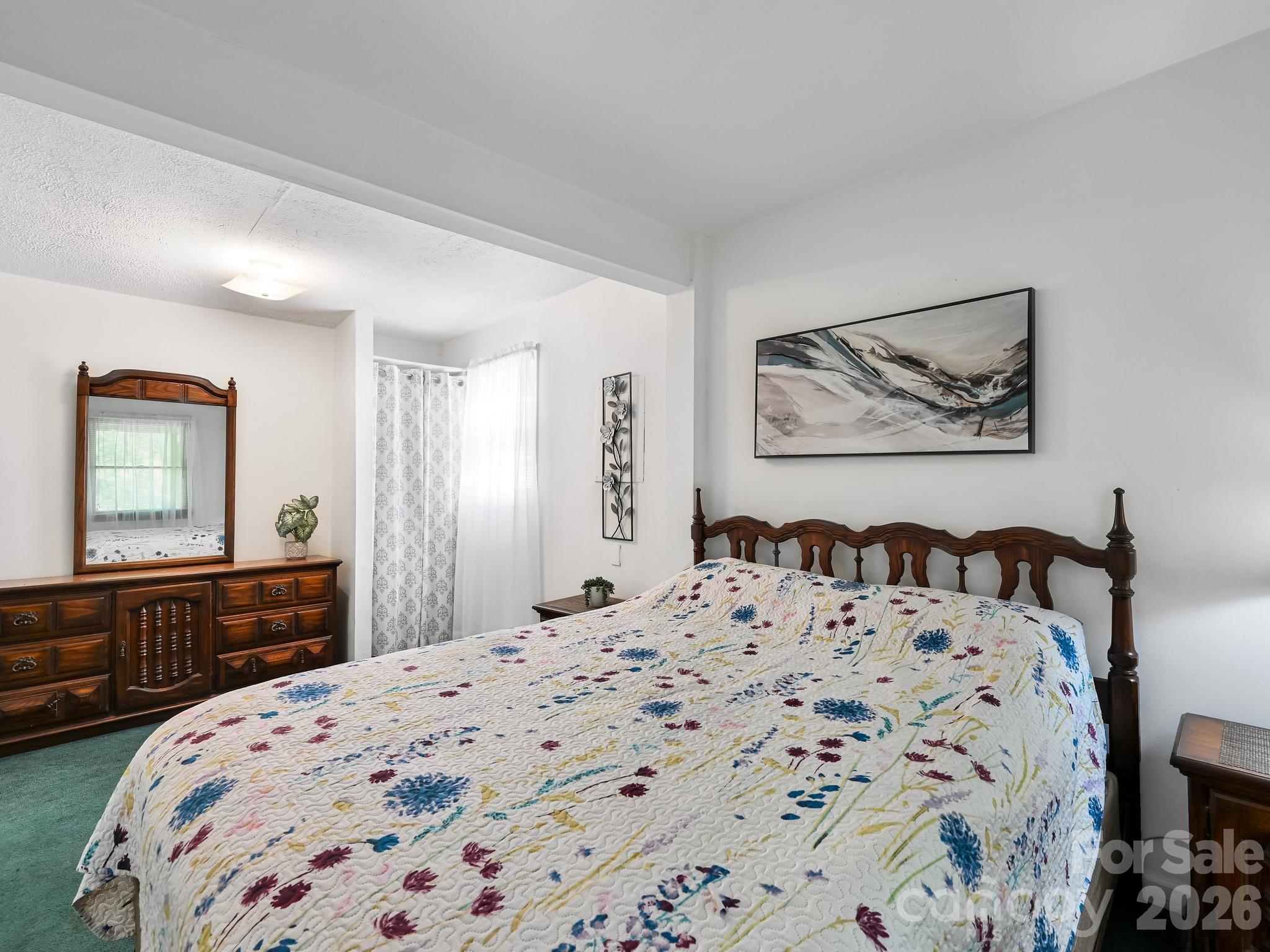 623 School Road — Asheville