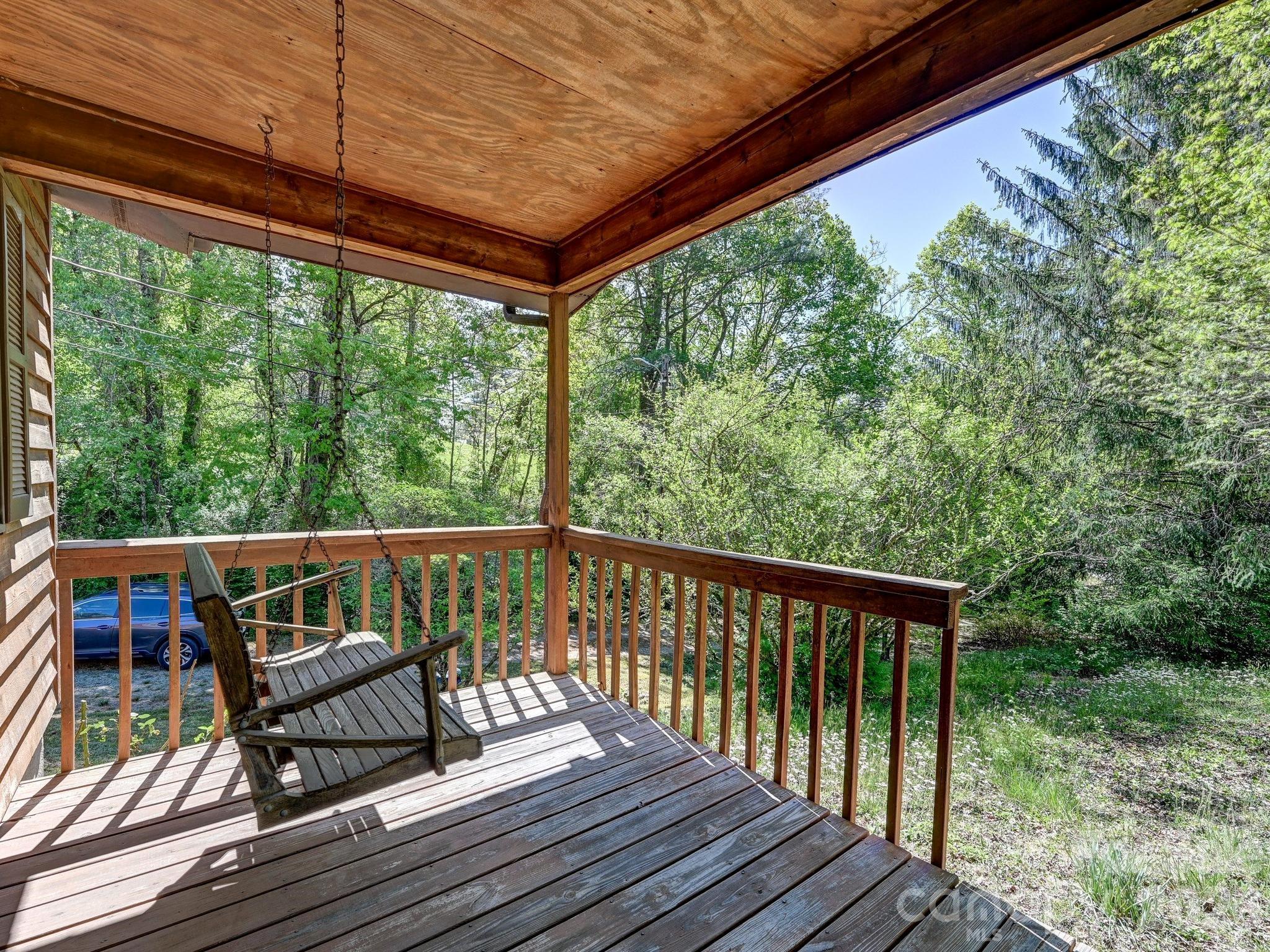 623 School Road — Asheville