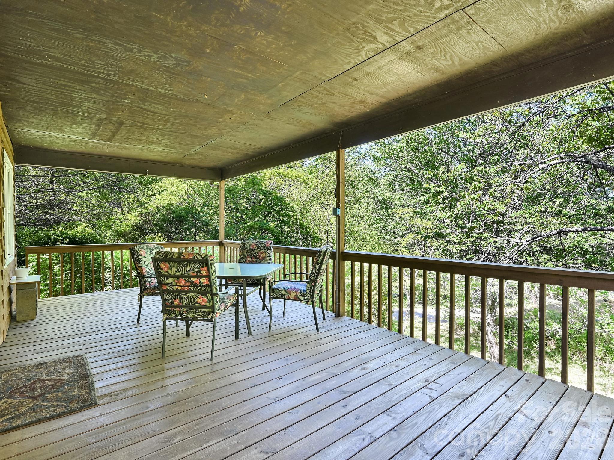 623 School Road — Asheville