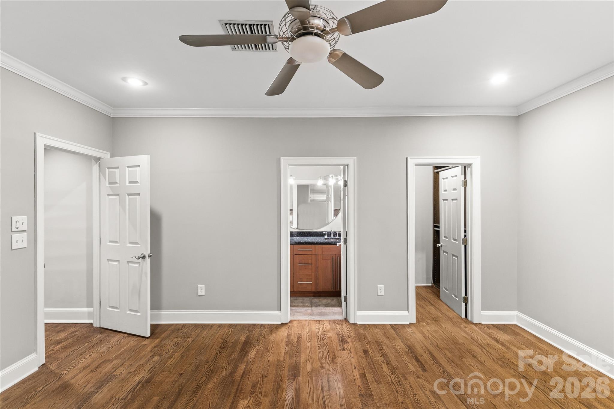 127 N Tryon Street #410 — Charlotte