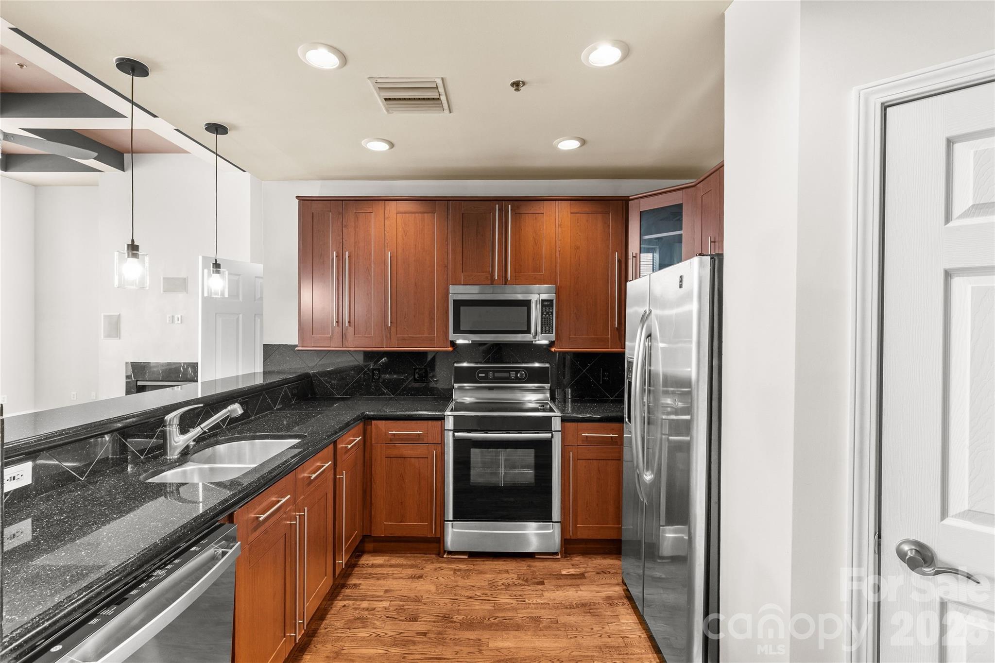 127 N Tryon Street #410 — Charlotte