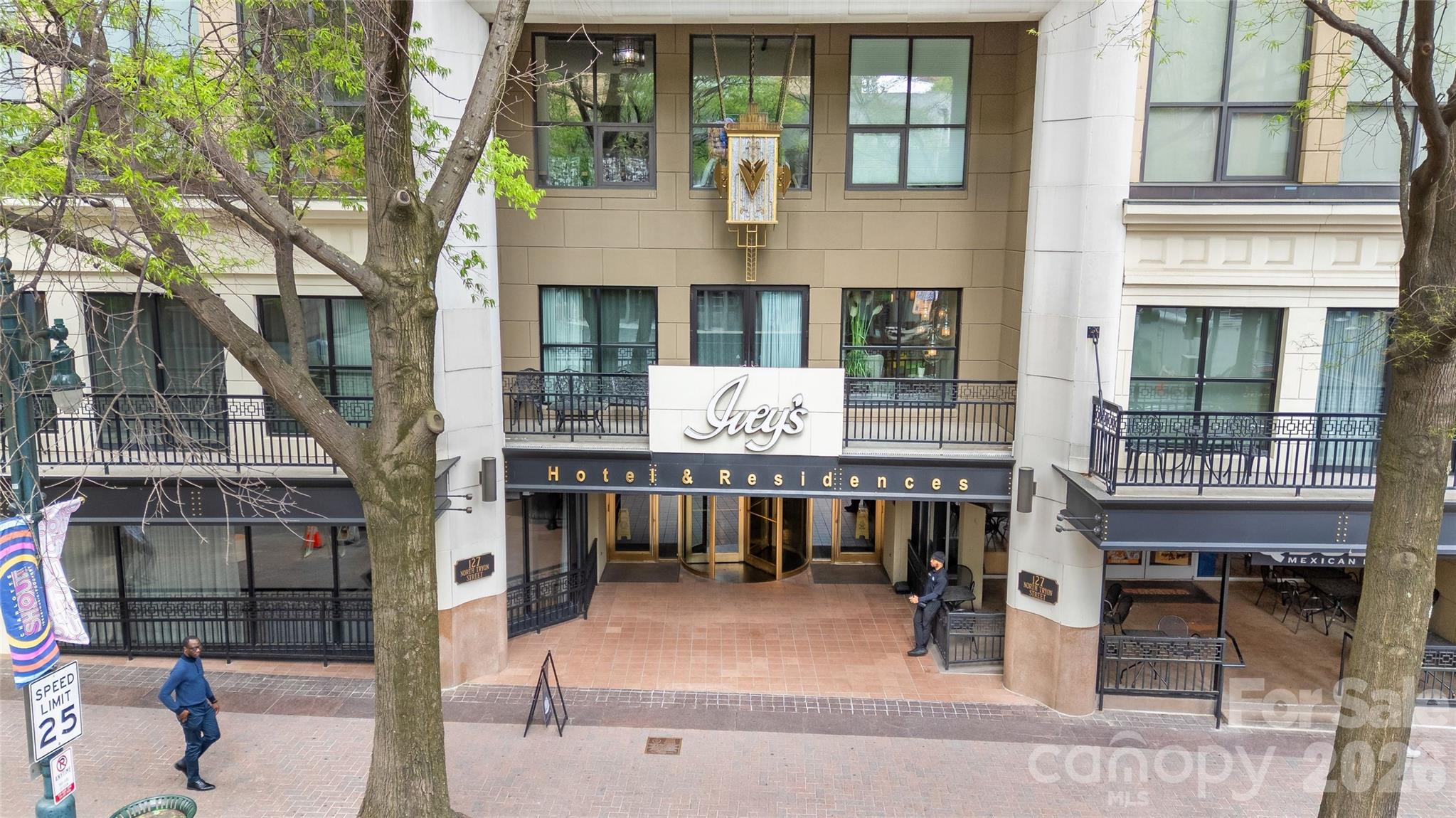 127 N Tryon Street #410 — Charlotte