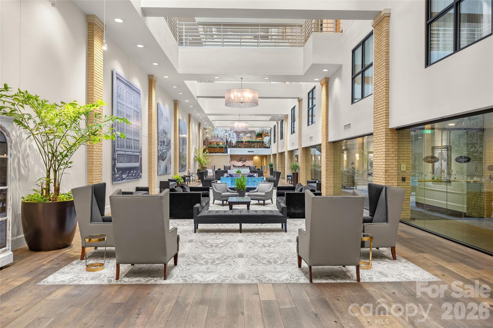 127 N Tryon Street #410 — Charlotte
