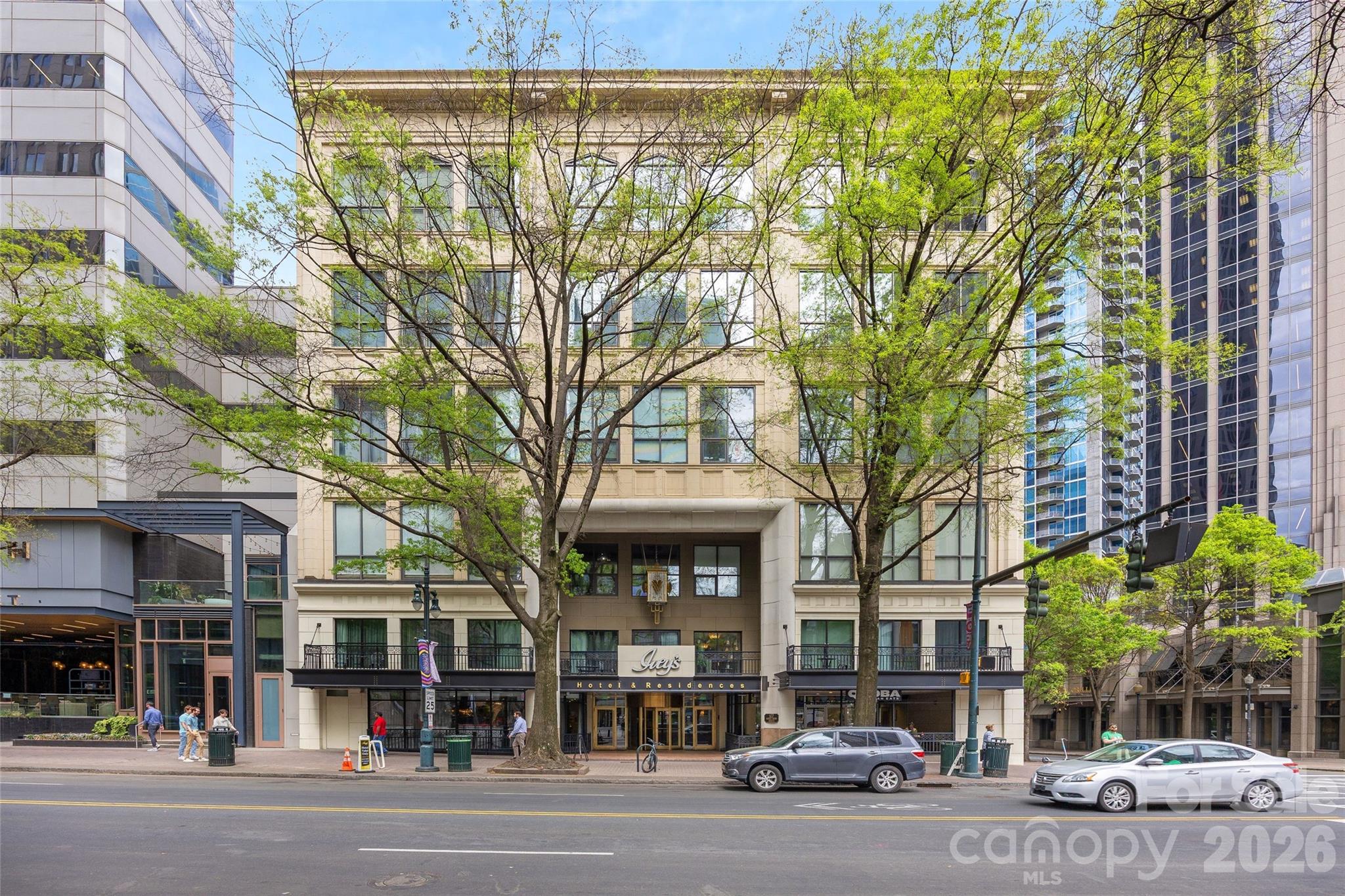 127 N Tryon Street #410 — Charlotte