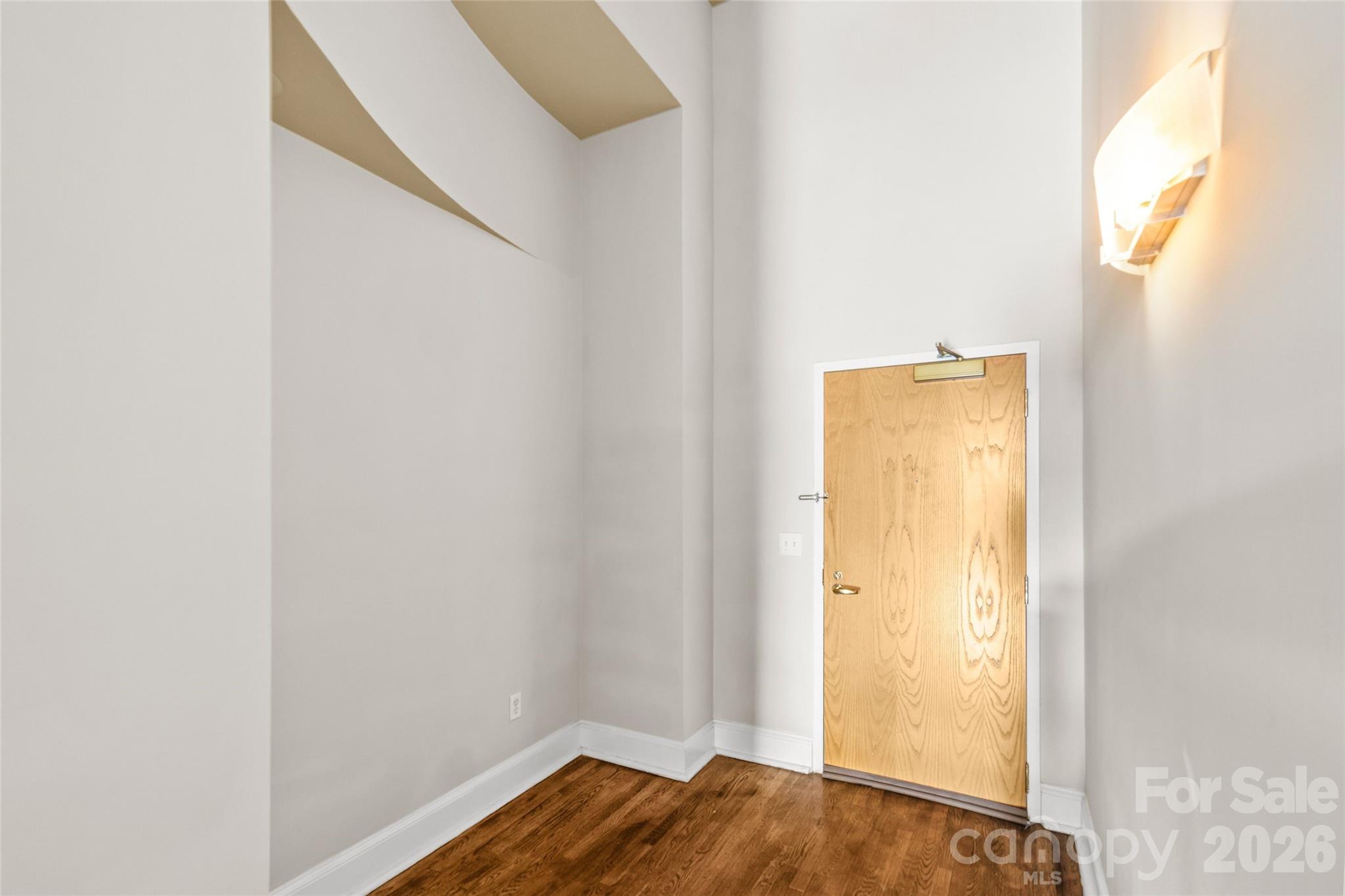 127 N Tryon Street #410 — Charlotte