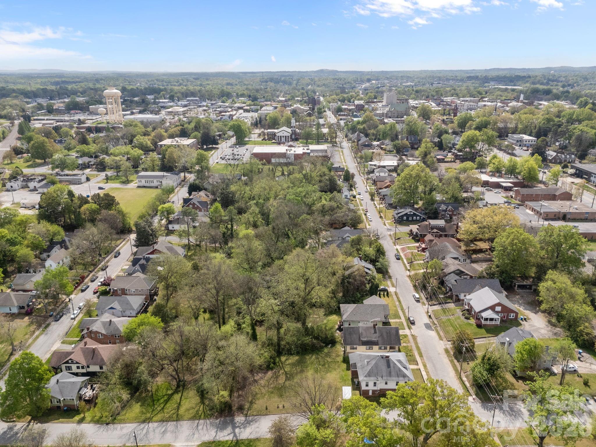 628 W Council Street — Salisbury