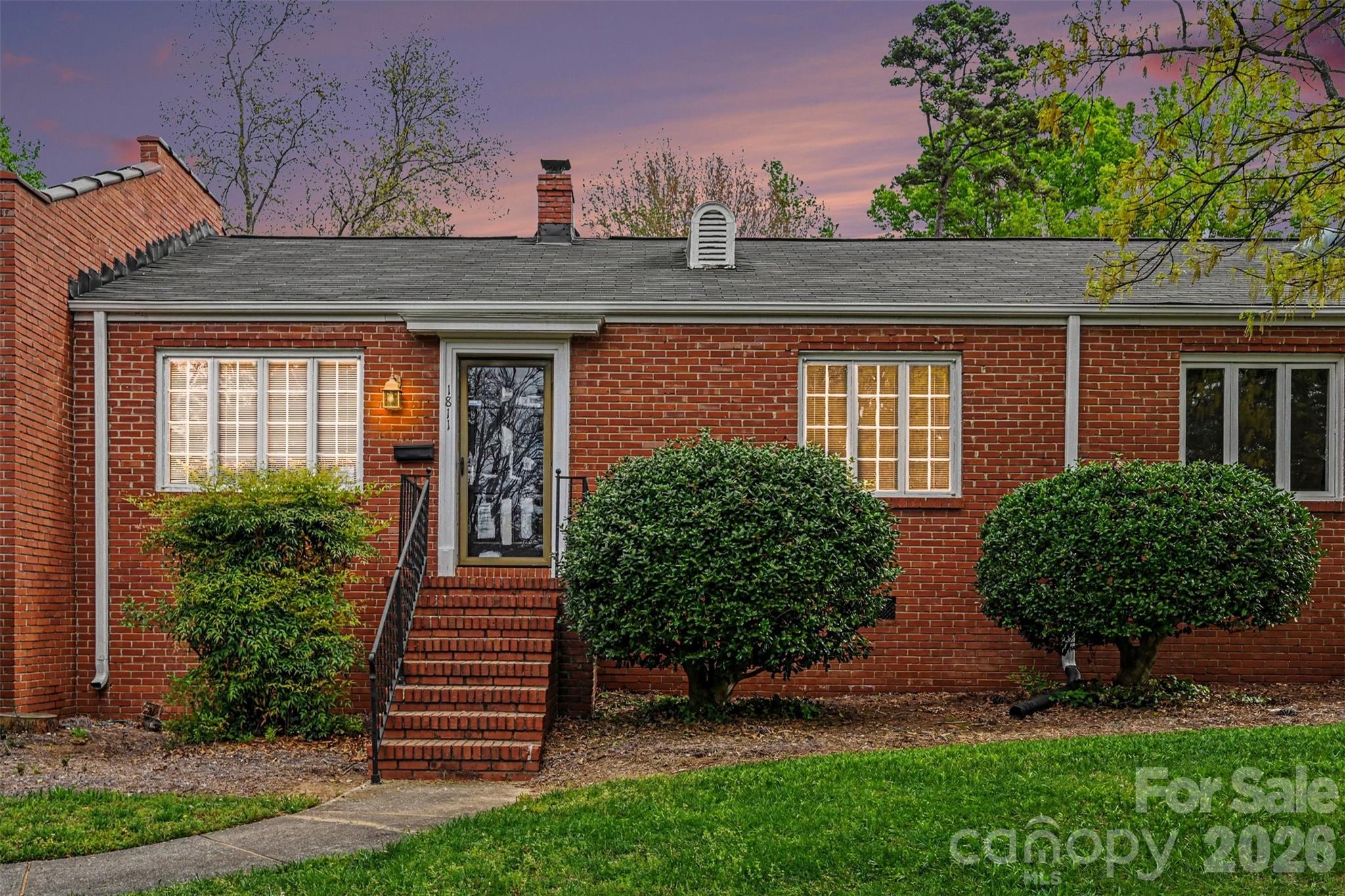 1811 Lynnwood Drive — Charlotte