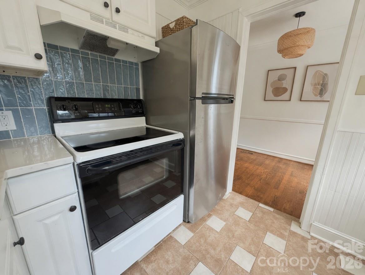 1811 Lynnwood Drive — Charlotte