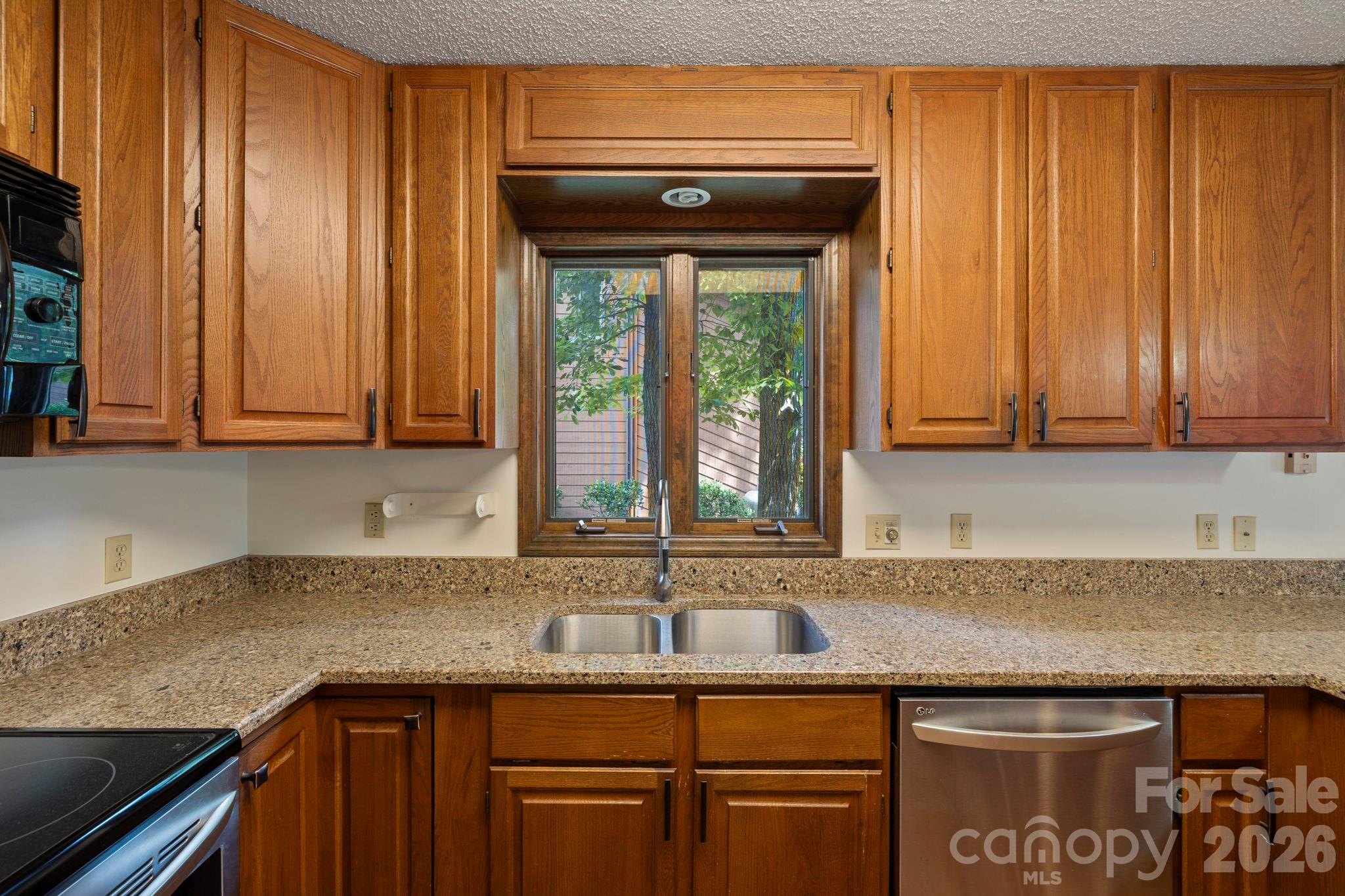 204 Woodfield Drive — Asheville