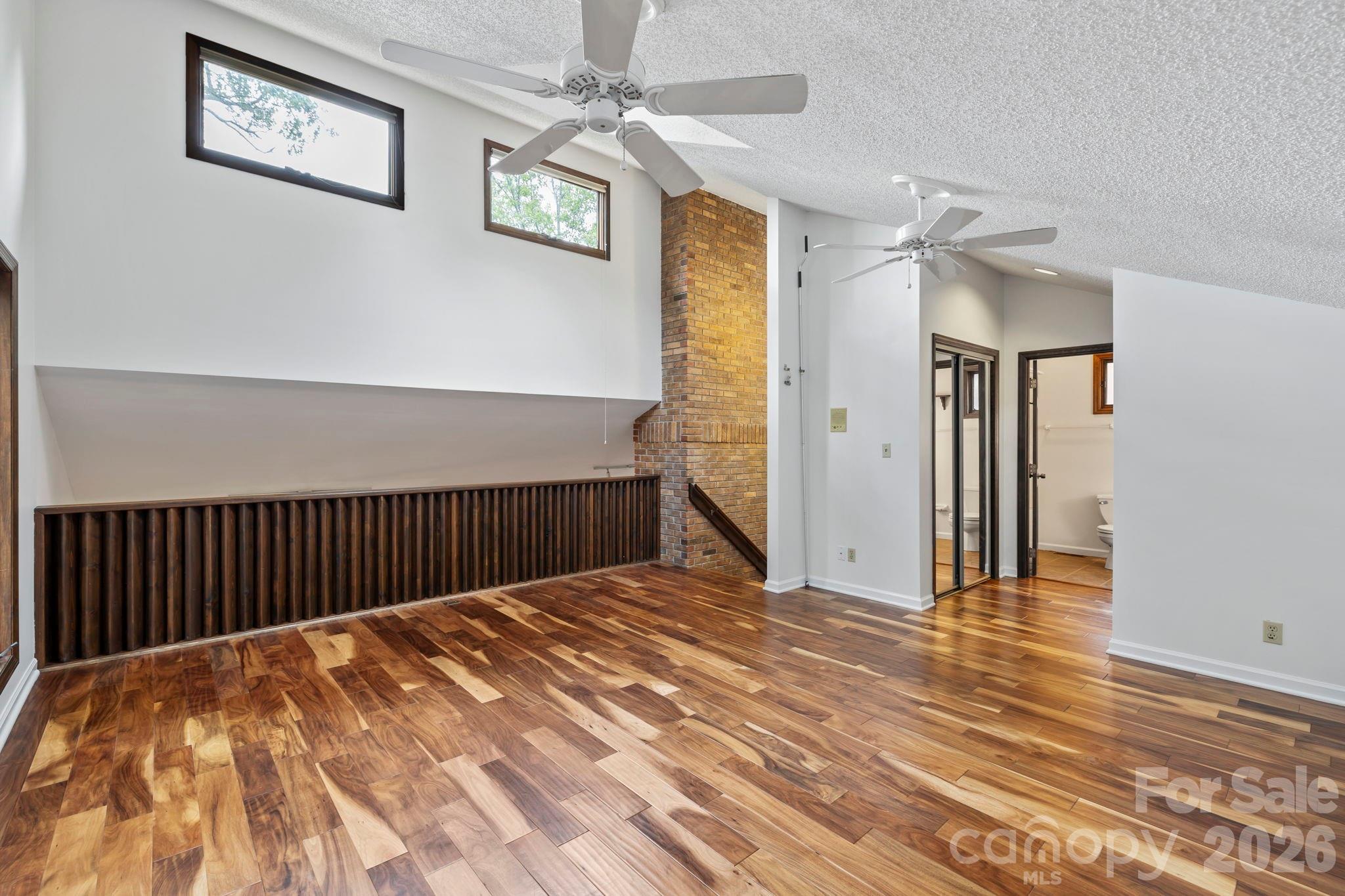 204 Woodfield Drive — Asheville
