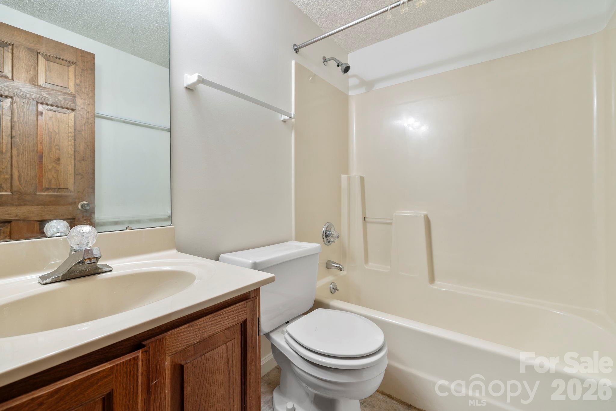 204 Woodfield Drive — Asheville