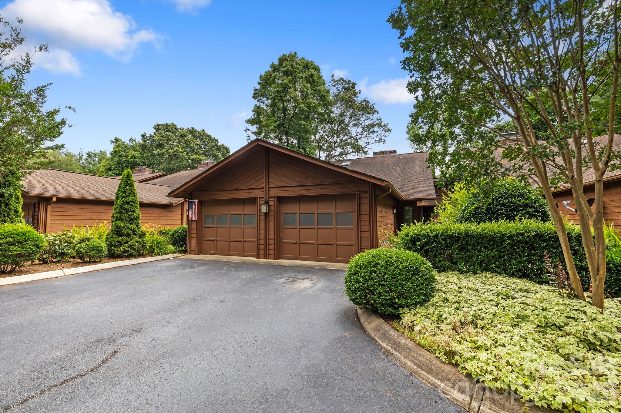 204 Woodfield Drive — Asheville