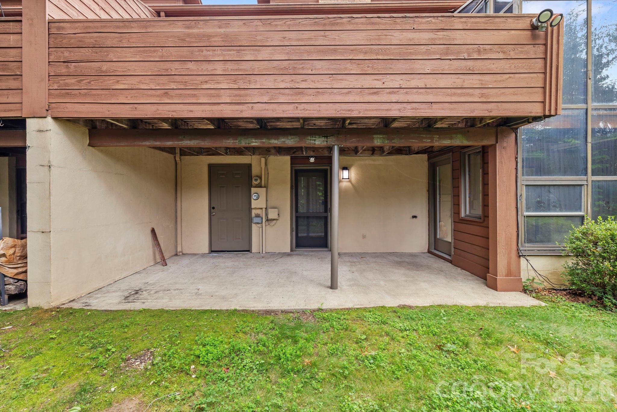 204 Woodfield Drive — Asheville