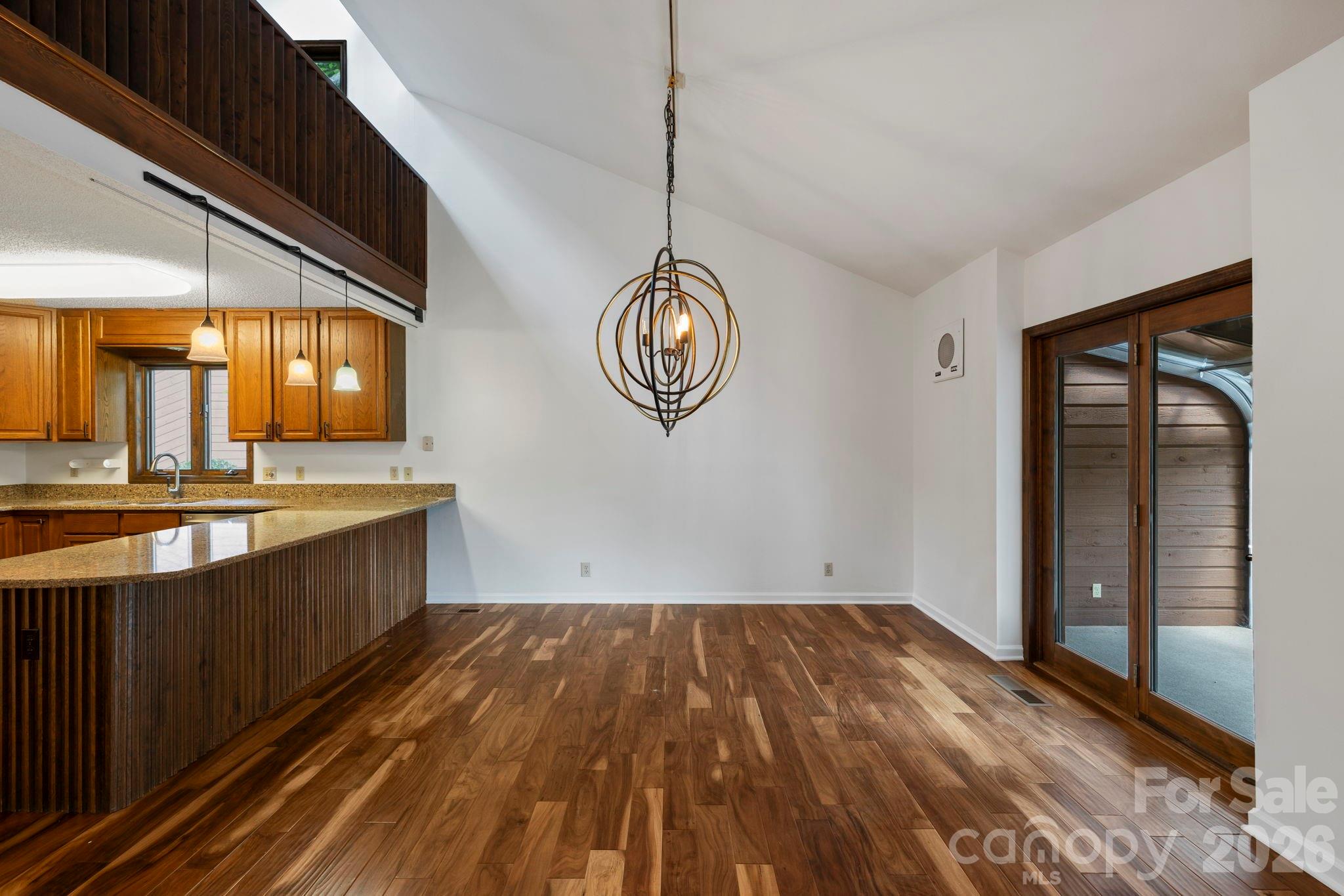 204 Woodfield Drive — Asheville