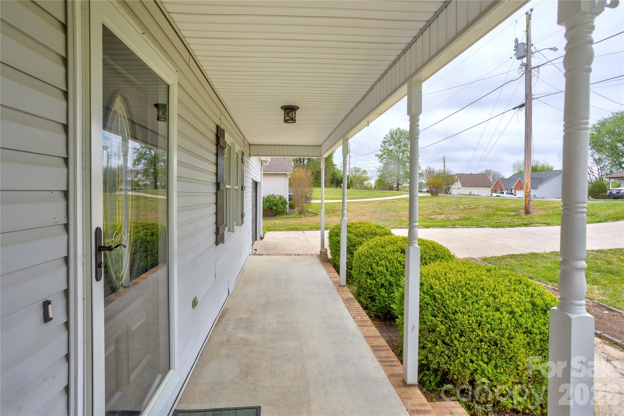 2705 Plantation Way — Albemarle