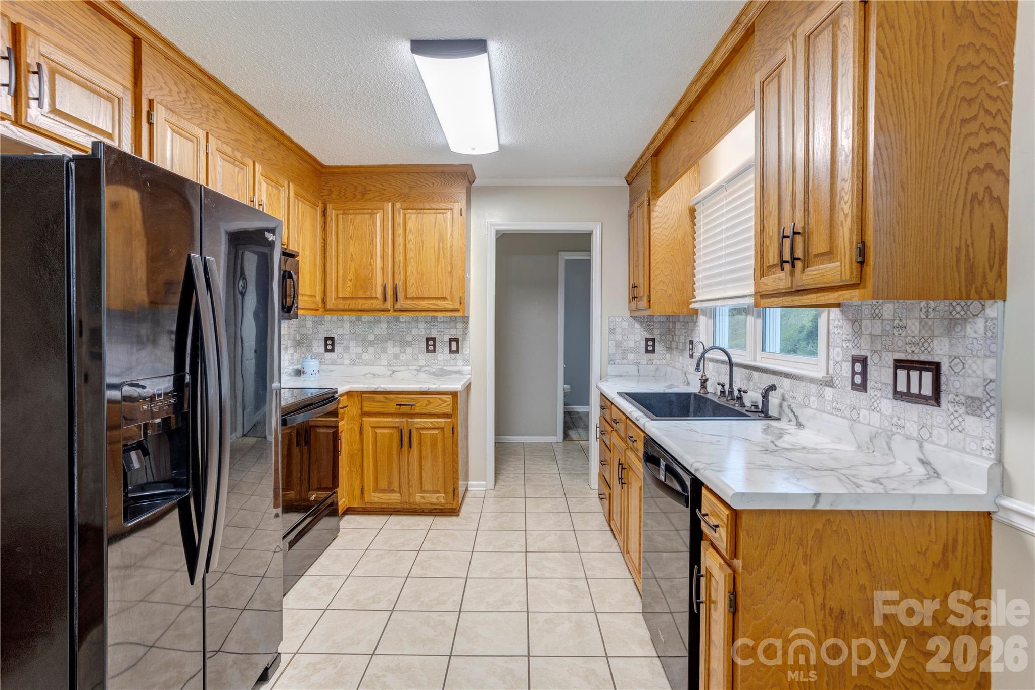 2705 Plantation Way — Albemarle