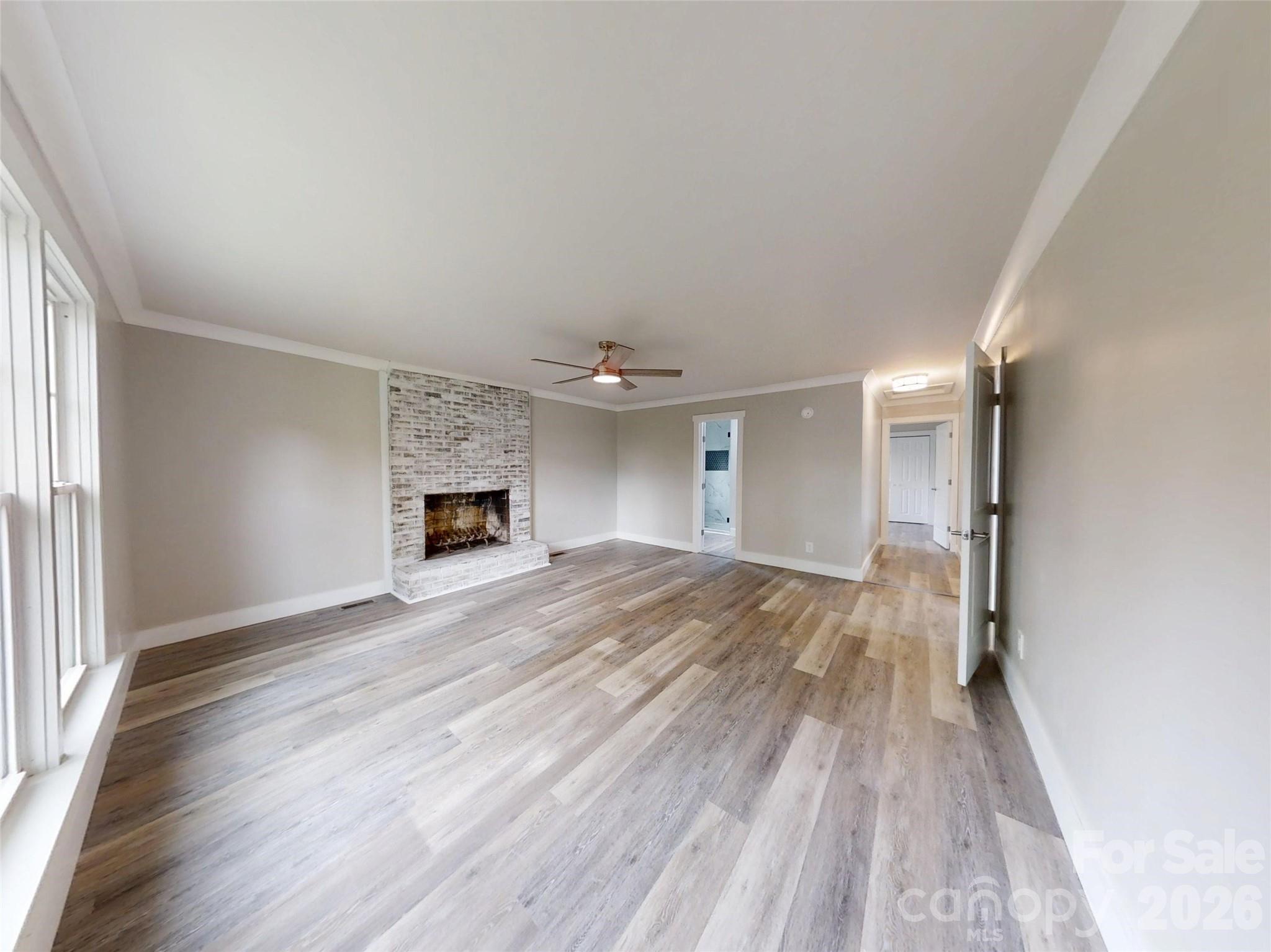 307 W Washington Avenue — Bessemer City